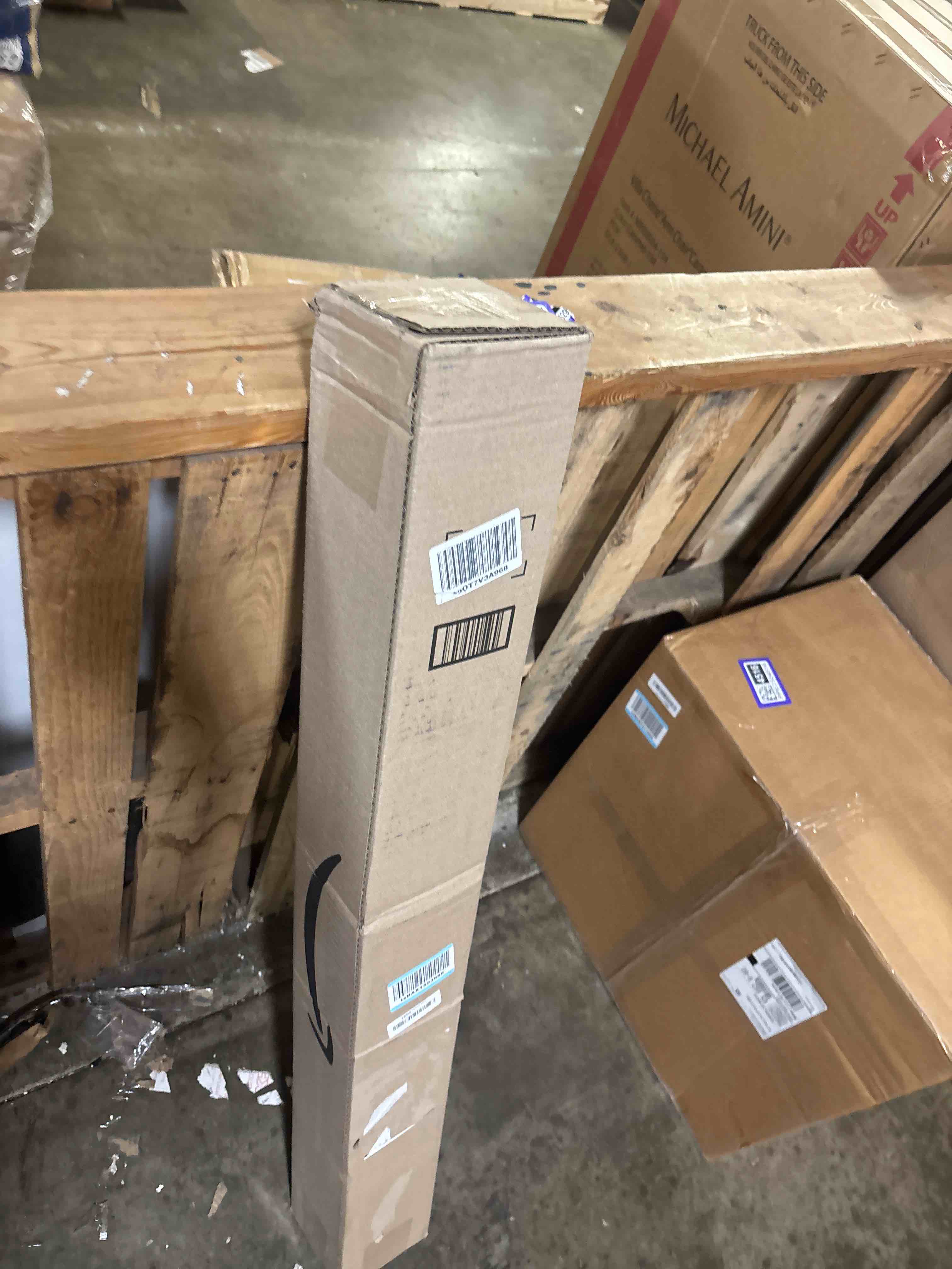 https://s3.amazonaws.com/lotting-images-prod/phillipi/PPE2324517_1750796243464.jpeg