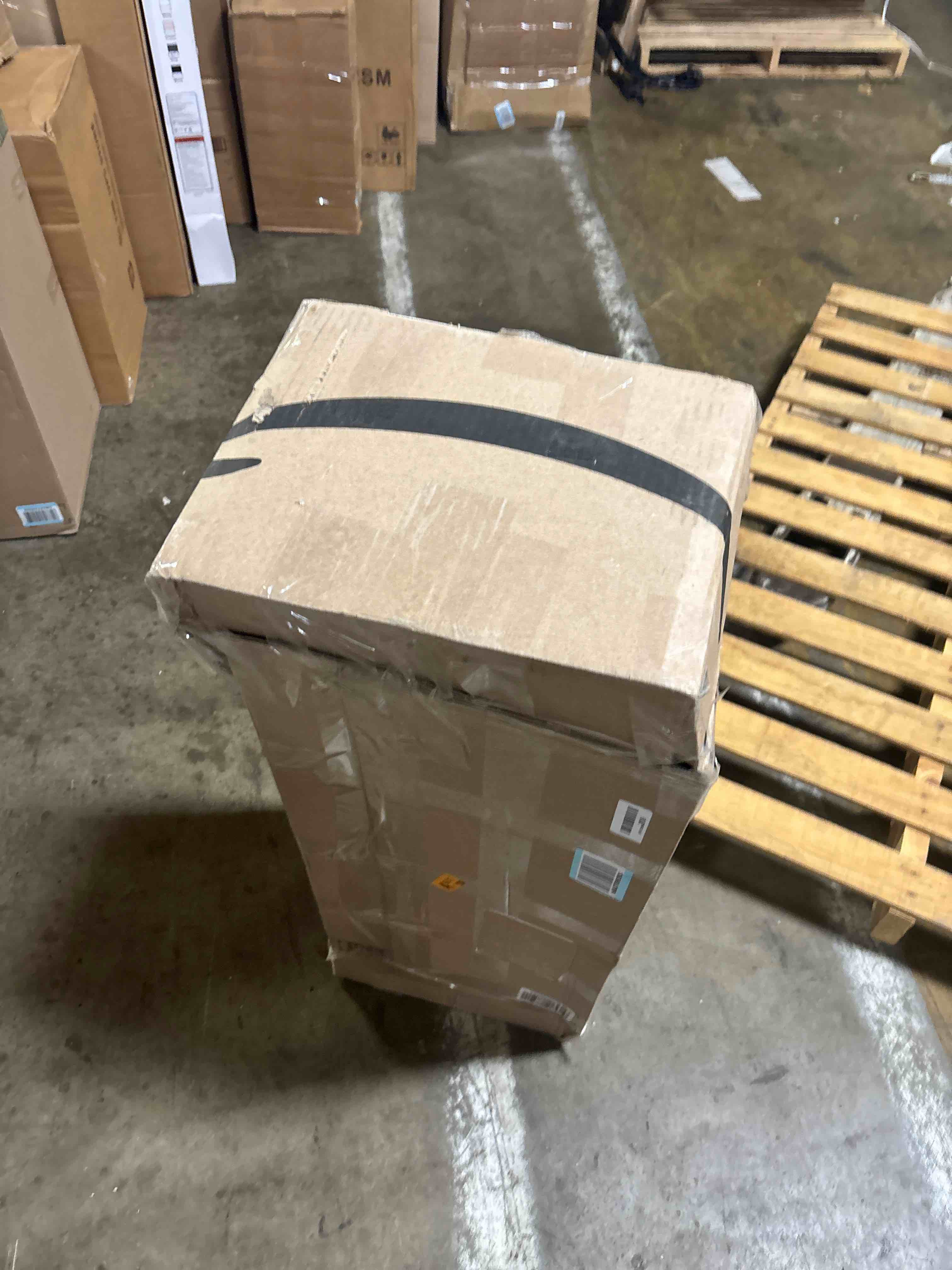 https://s3.amazonaws.com/lotting-images-prod/phillipi/PPE2324536_1750797772245.jpeg