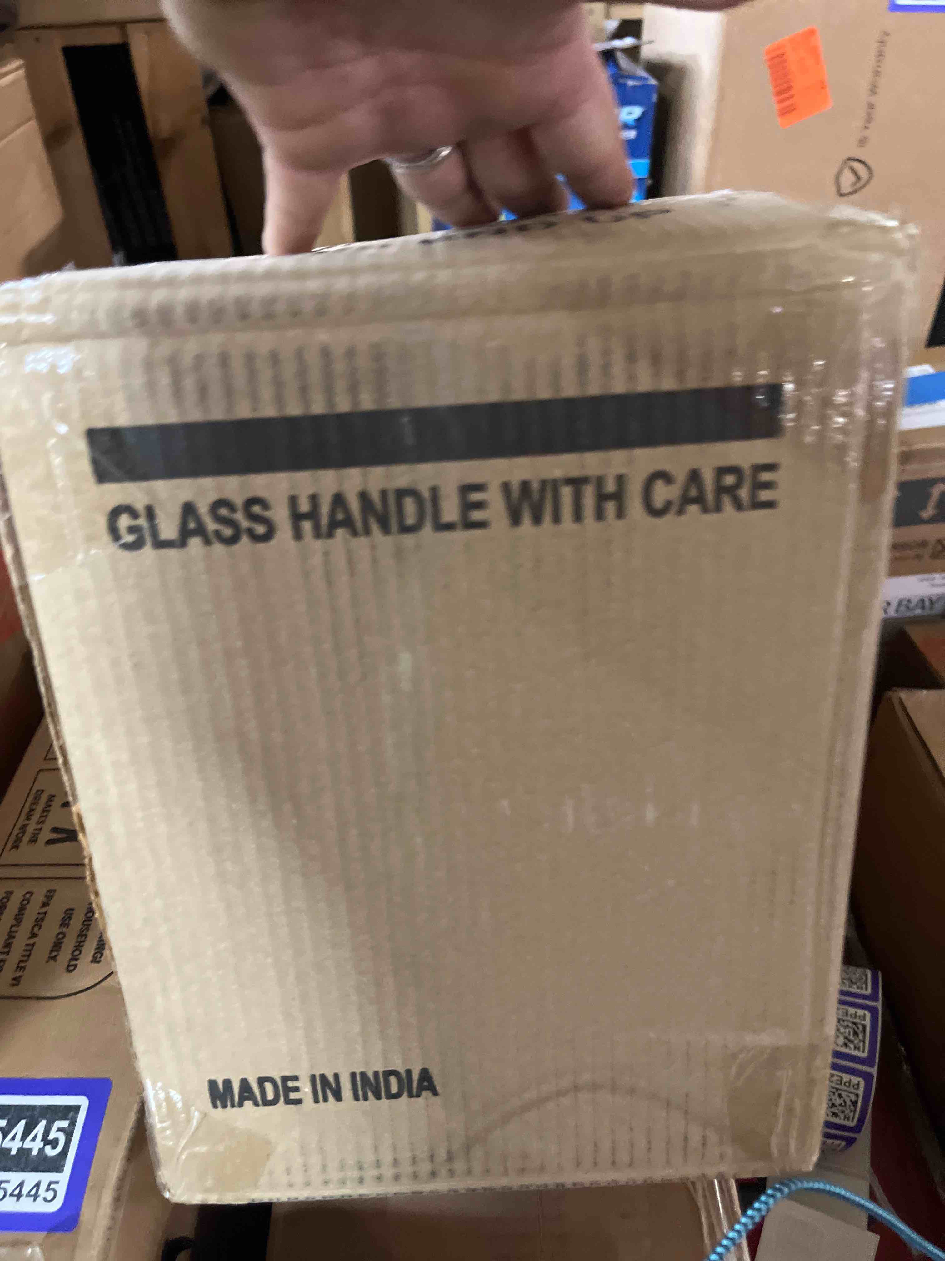 https://s3.amazonaws.com/lotting-images-prod/phillipi/PPE2325422_1754429454548.jpeg