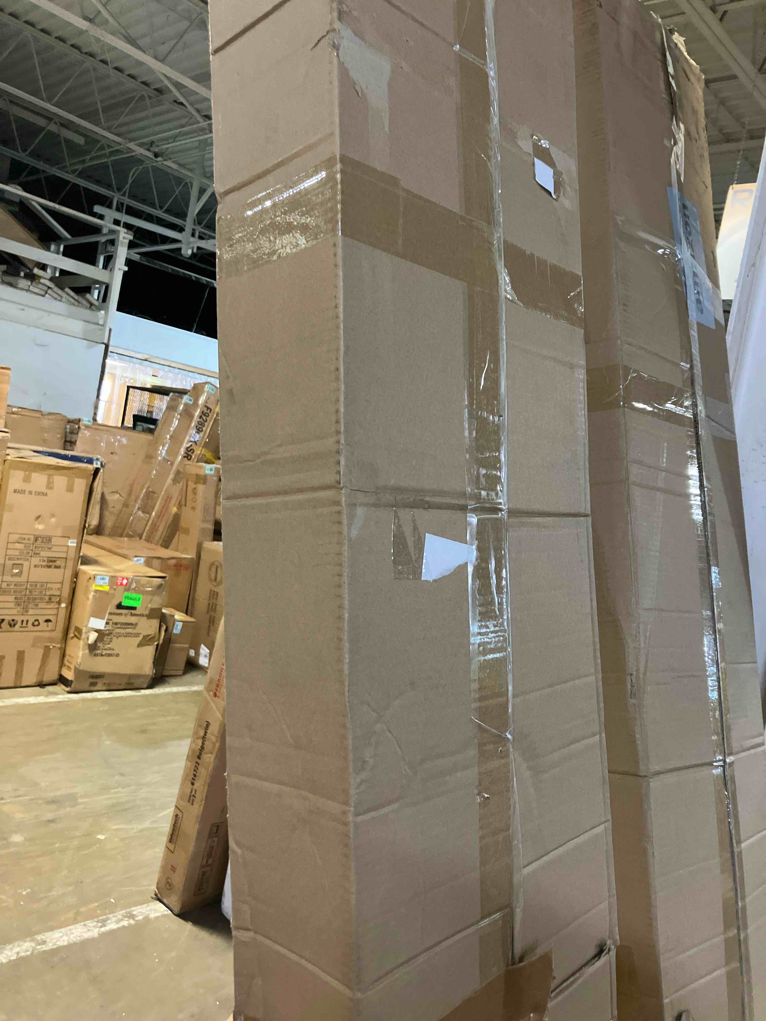 https://s3.amazonaws.com/lotting-images-prod/phillipi/PPE2325560_1754503061122.jpeg