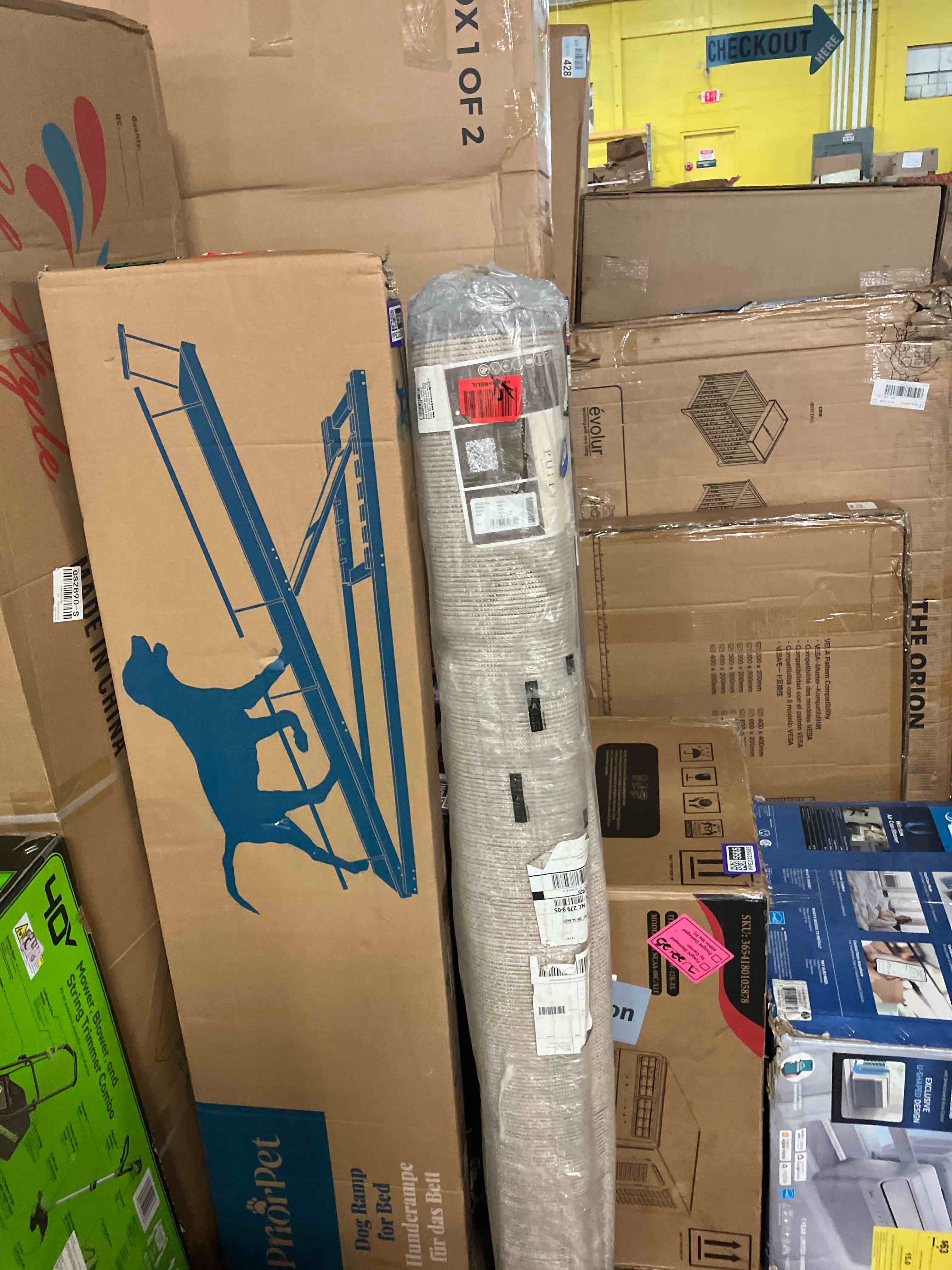 https://s3.amazonaws.com/lotting-images-prod/phillipi/PPE2325571_1754489744700.jpeg