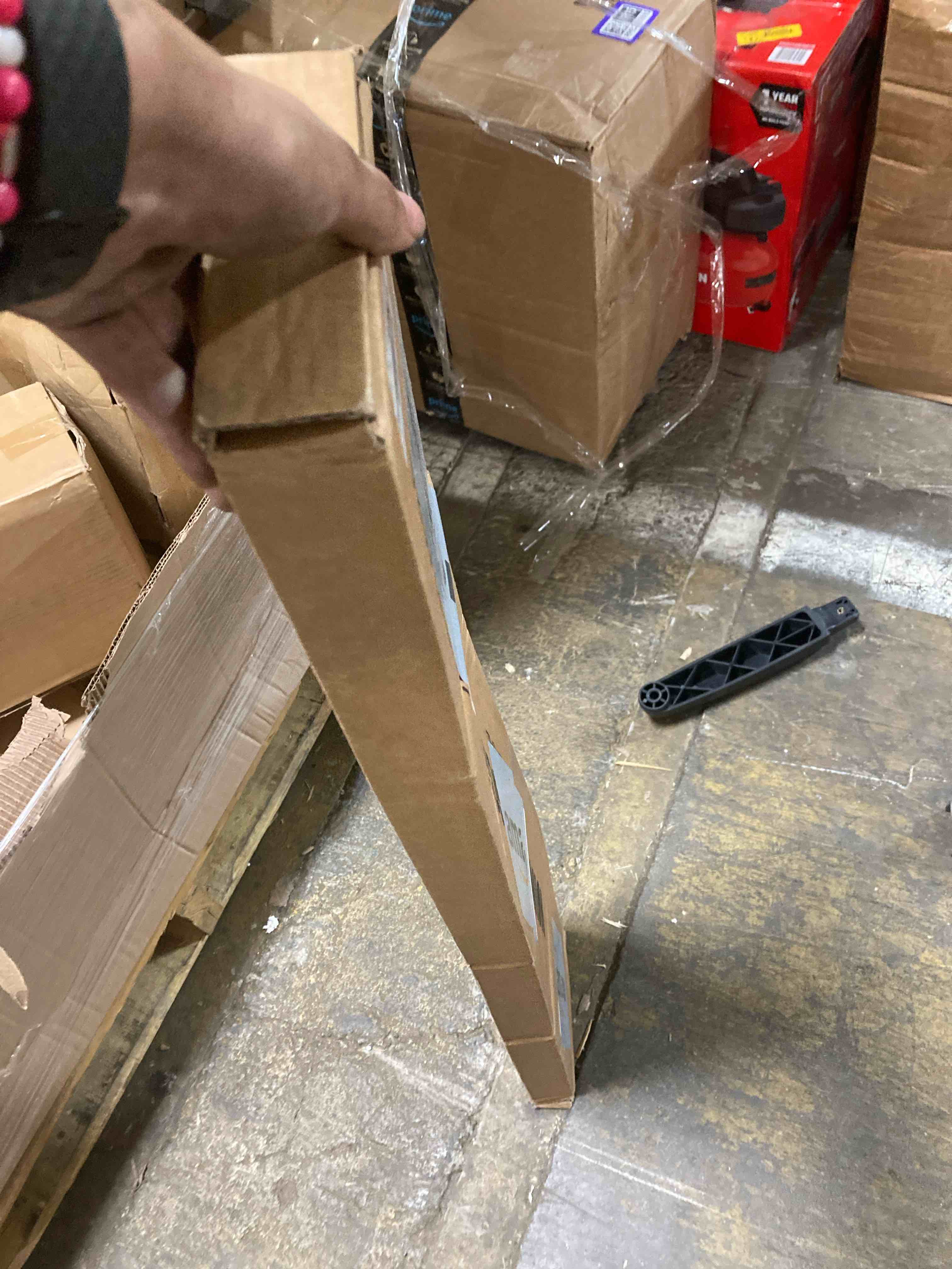 https://s3.amazonaws.com/lotting-images-prod/phillipi/PPE2325621_1754498430083.jpeg