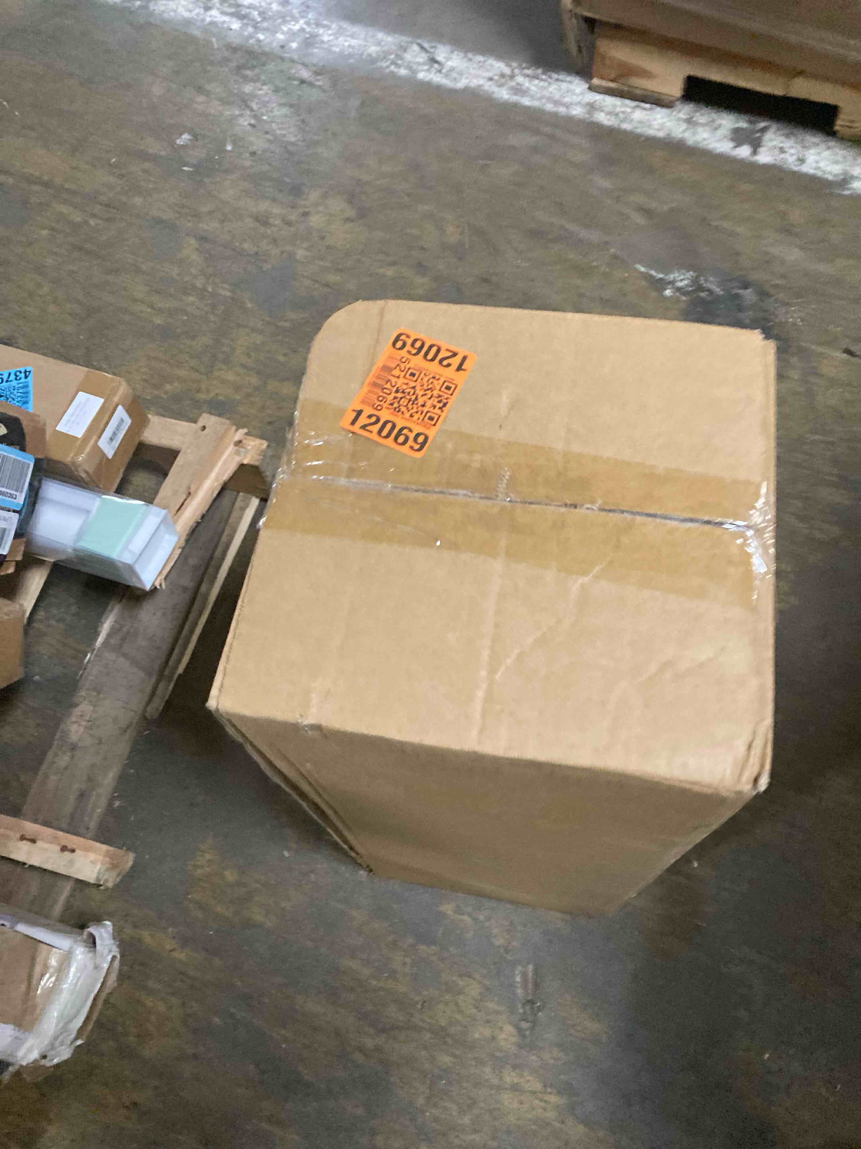 https://s3.amazonaws.com/lotting-images-prod/phillipi/PPE2325627_1754499849205.jpeg