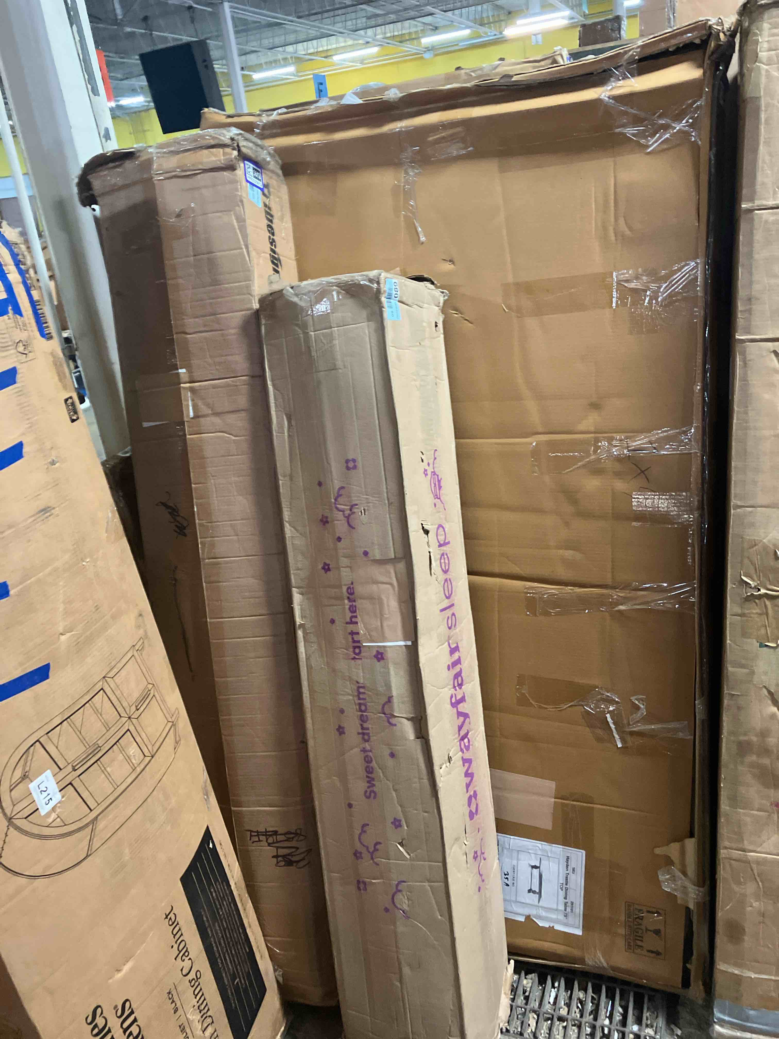 https://s3.amazonaws.com/lotting-images-prod/phillipi/PPE2325699_1754503570905.jpeg