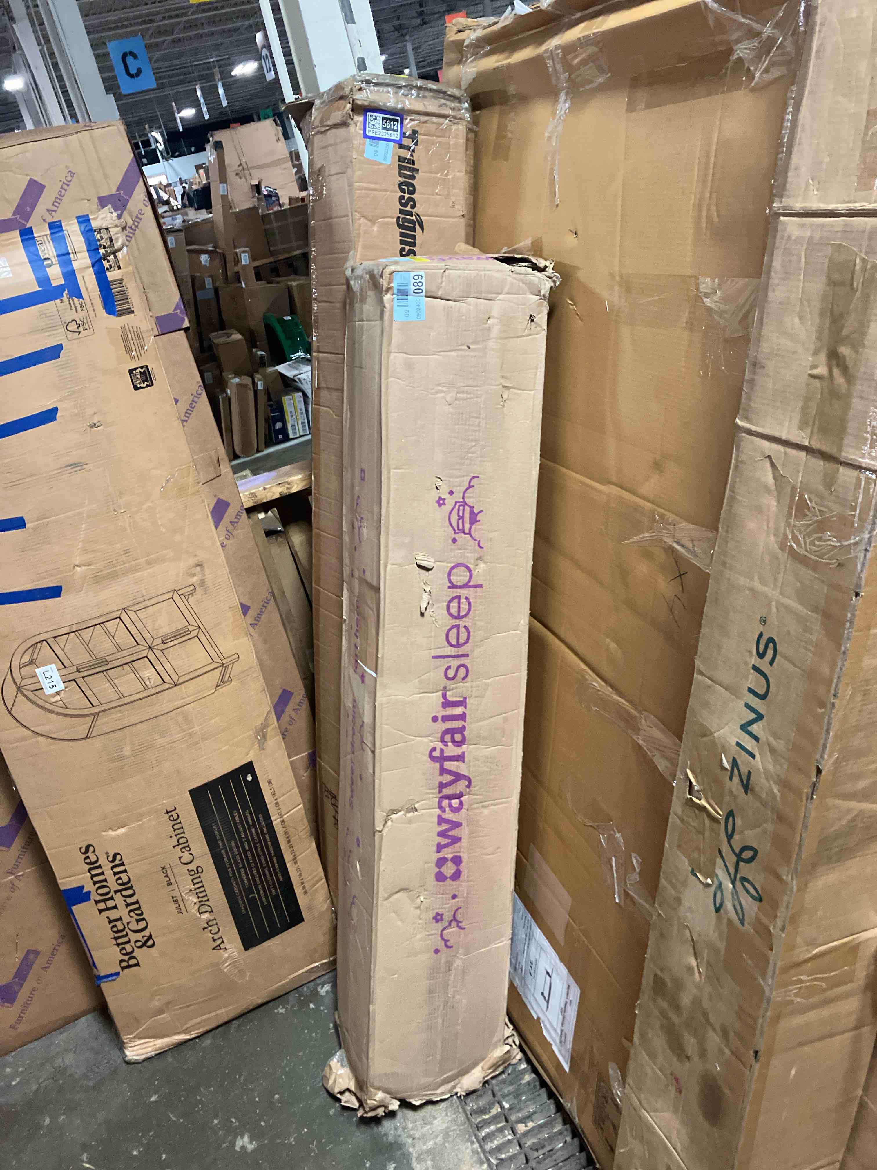 https://s3.amazonaws.com/lotting-images-prod/phillipi/PPE2325699_1754503575978.jpeg