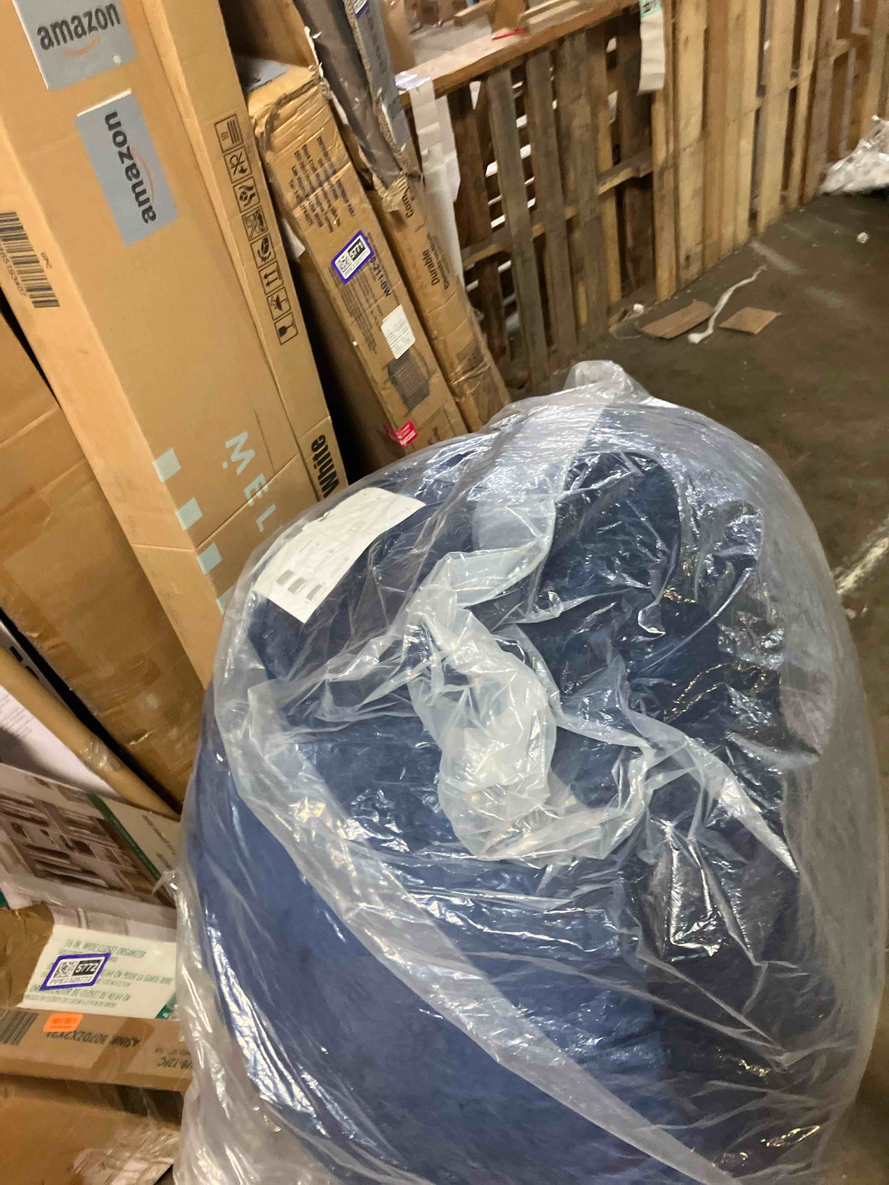 https://s3.amazonaws.com/lotting-images-prod/phillipi/PPE2325737_1754572922116.jpeg