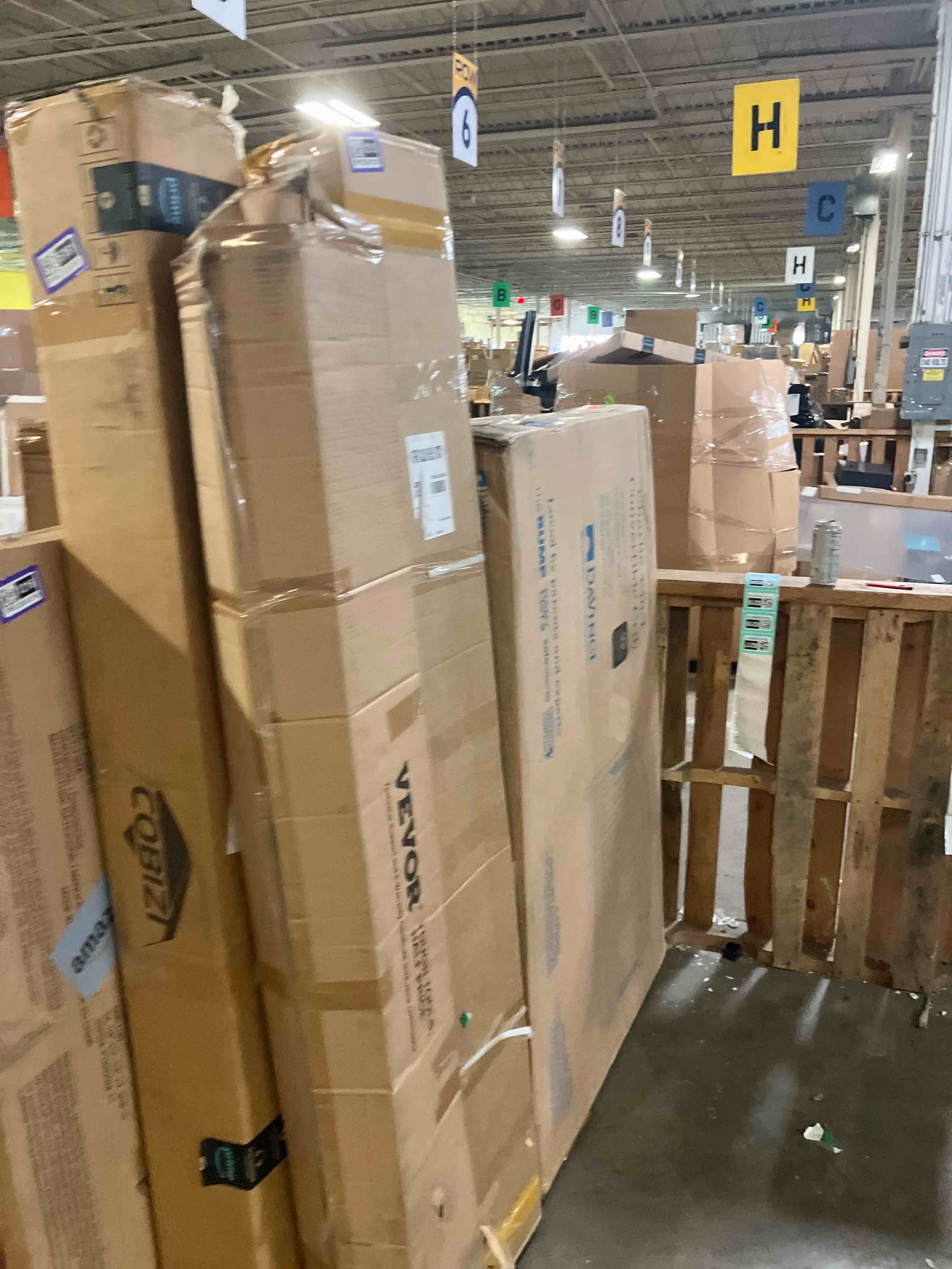 https://s3.amazonaws.com/lotting-images-prod/phillipi/PPE2325760_1754580711805.jpeg