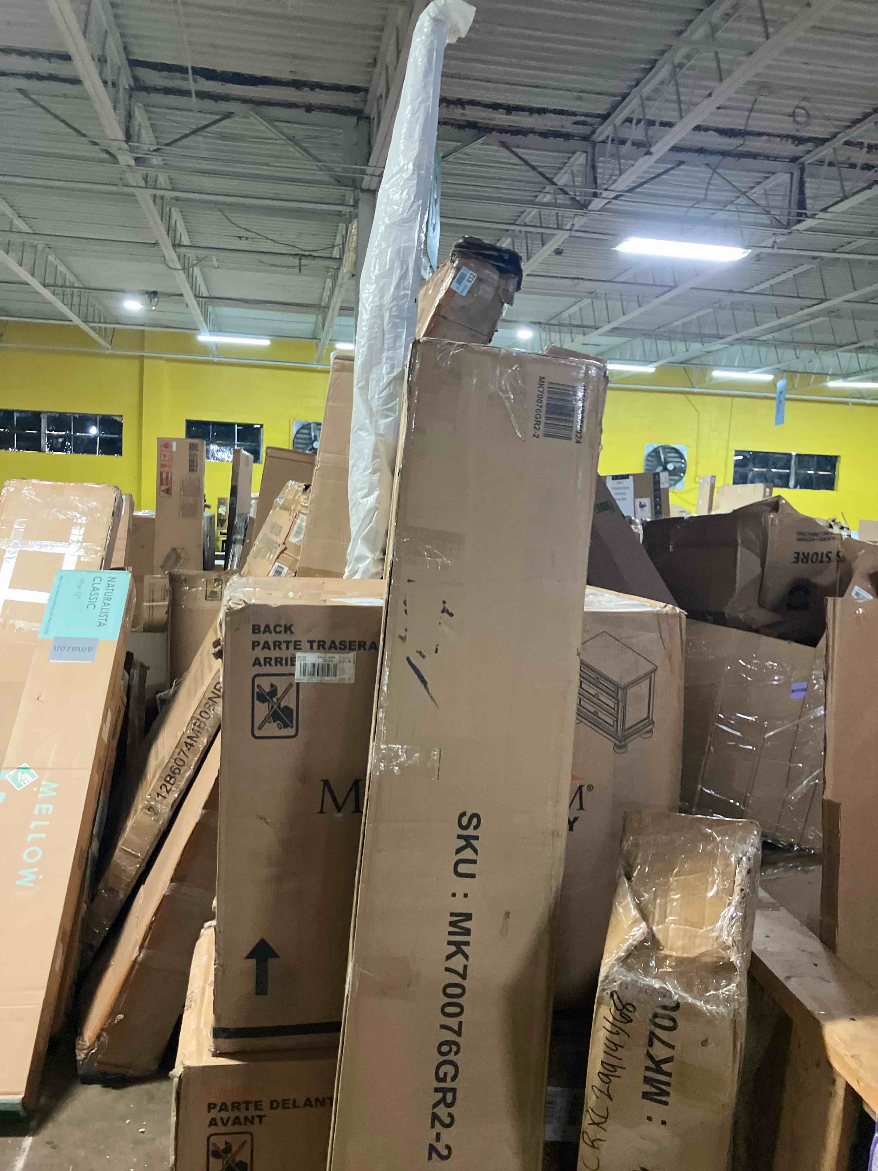 https://s3.amazonaws.com/lotting-images-prod/phillipi/PPE2325779_1754512343003.jpeg
