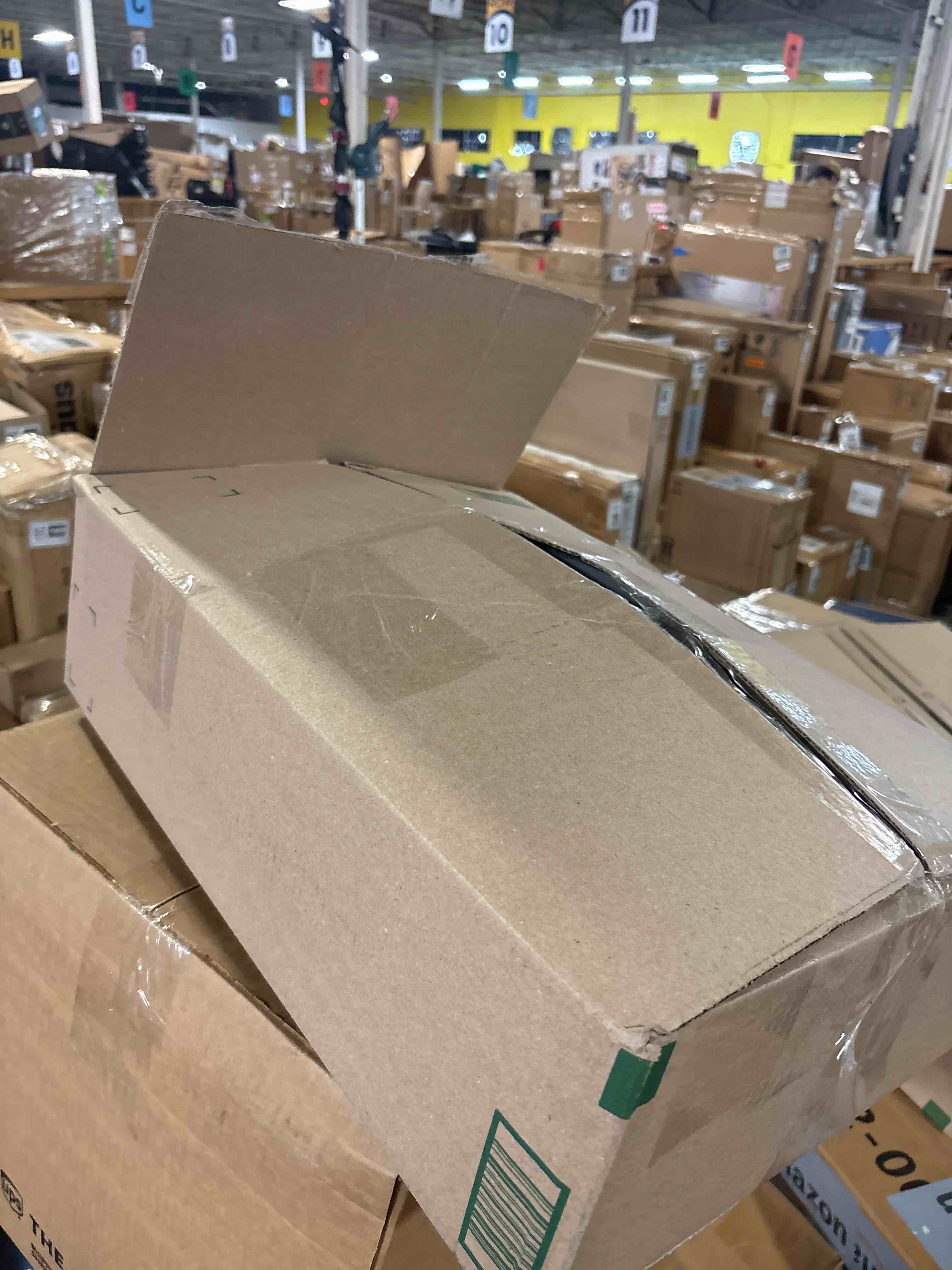 https://s3.amazonaws.com/lotting-images-prod/phillipi/PPE2325803_1755198402505.jpeg