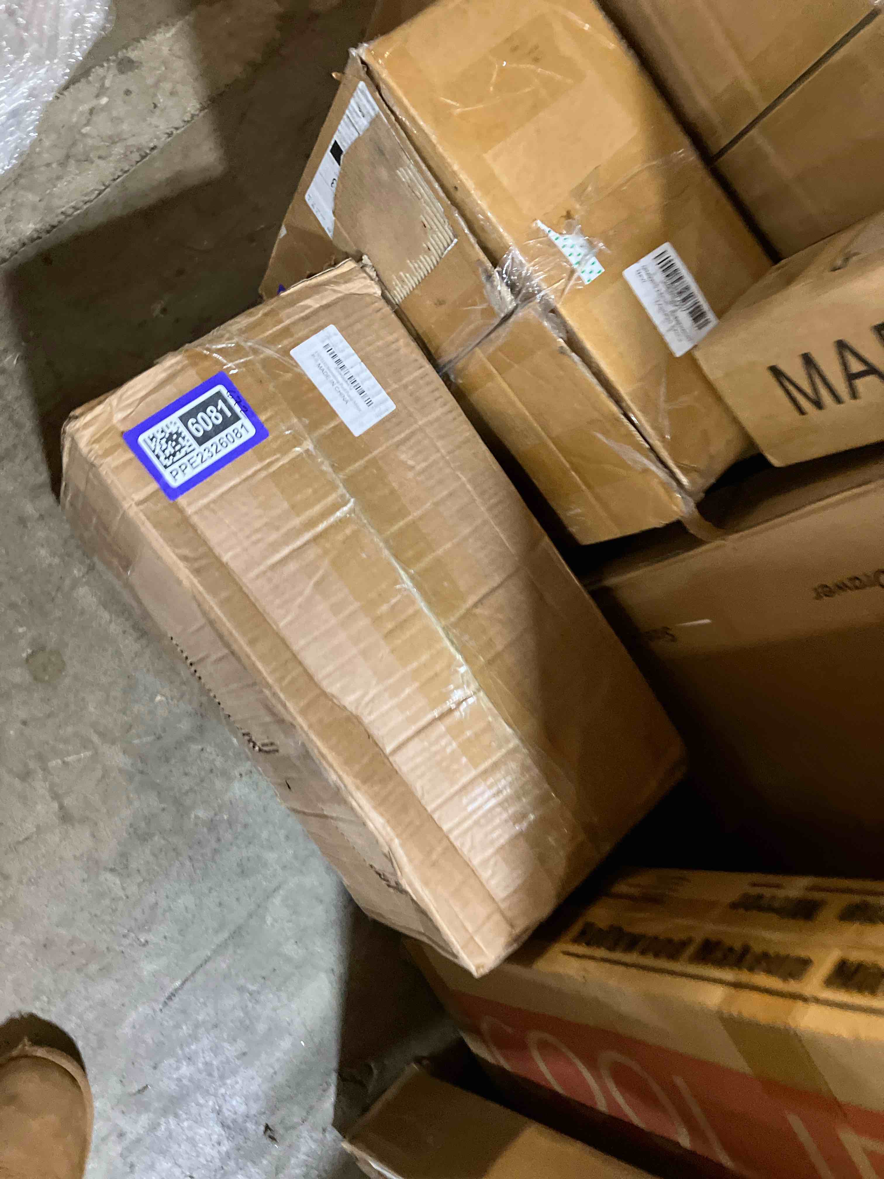 https://s3.amazonaws.com/lotting-images-prod/phillipi/PPE2326081_1746114445333.jpeg