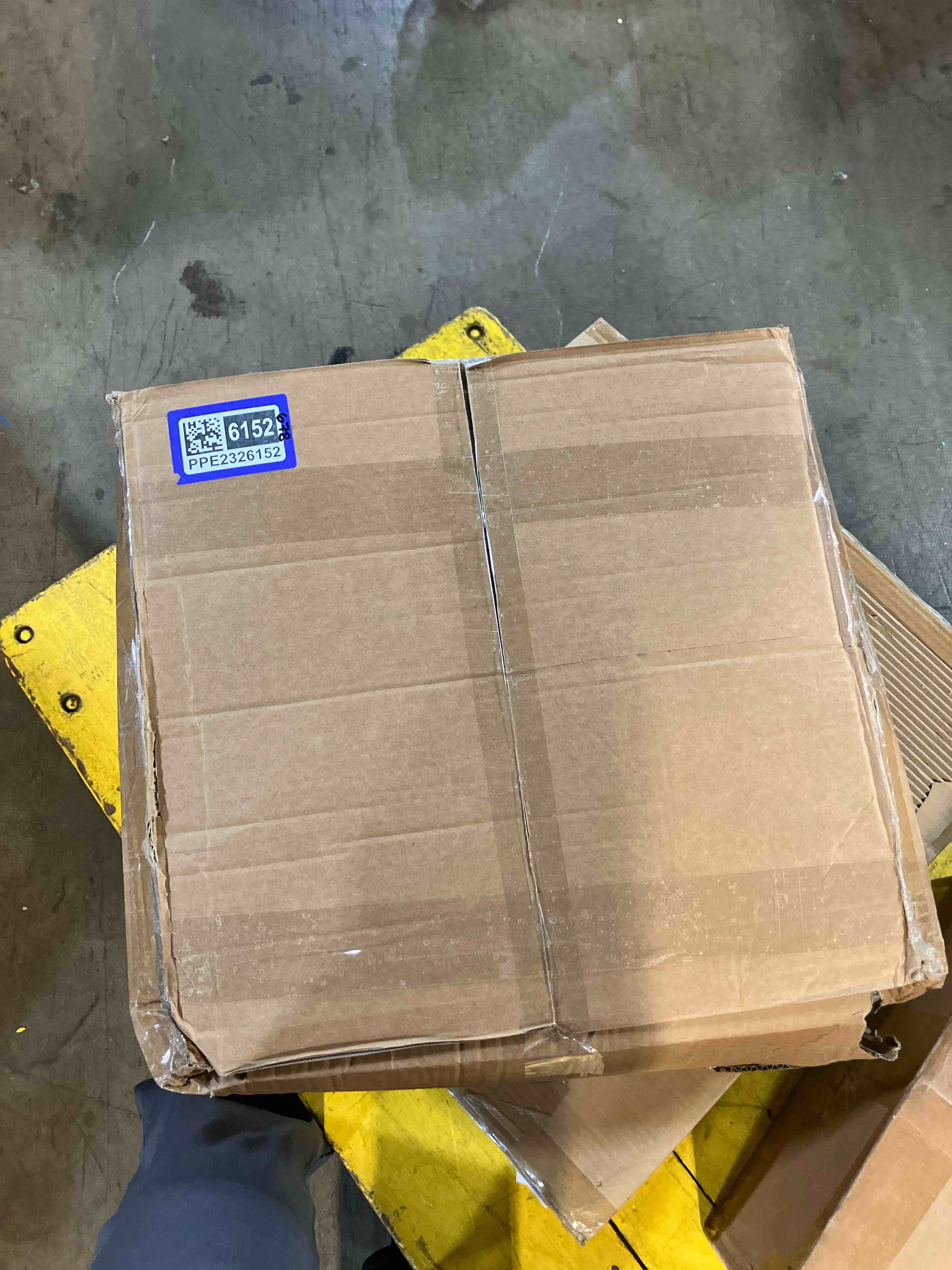 https://s3.amazonaws.com/lotting-images-prod/phillipi/PPE2326152_1746203533890.jpeg