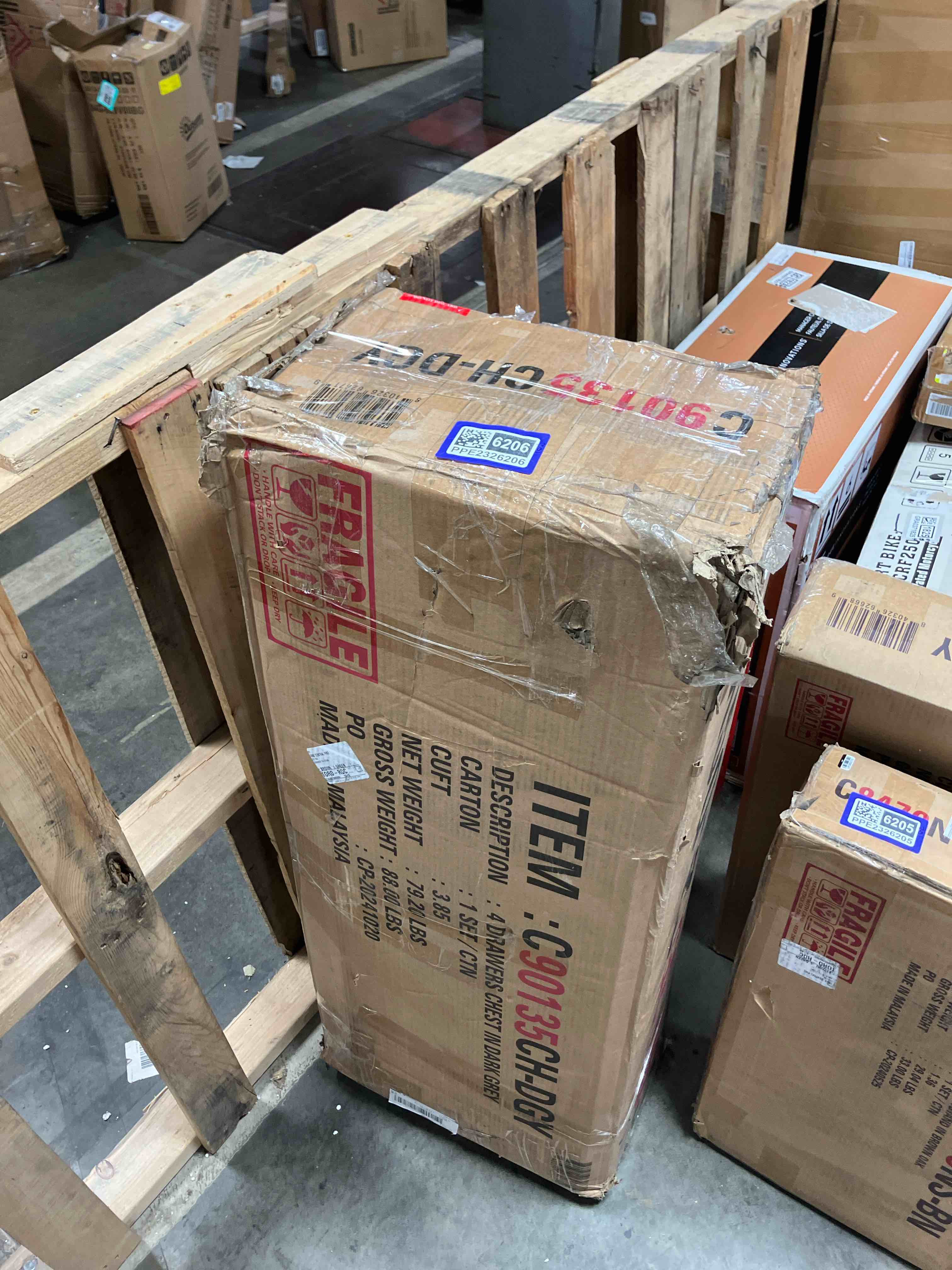 https://s3.amazonaws.com/lotting-images-prod/phillipi/PPE2326206_1746716184400.jpeg