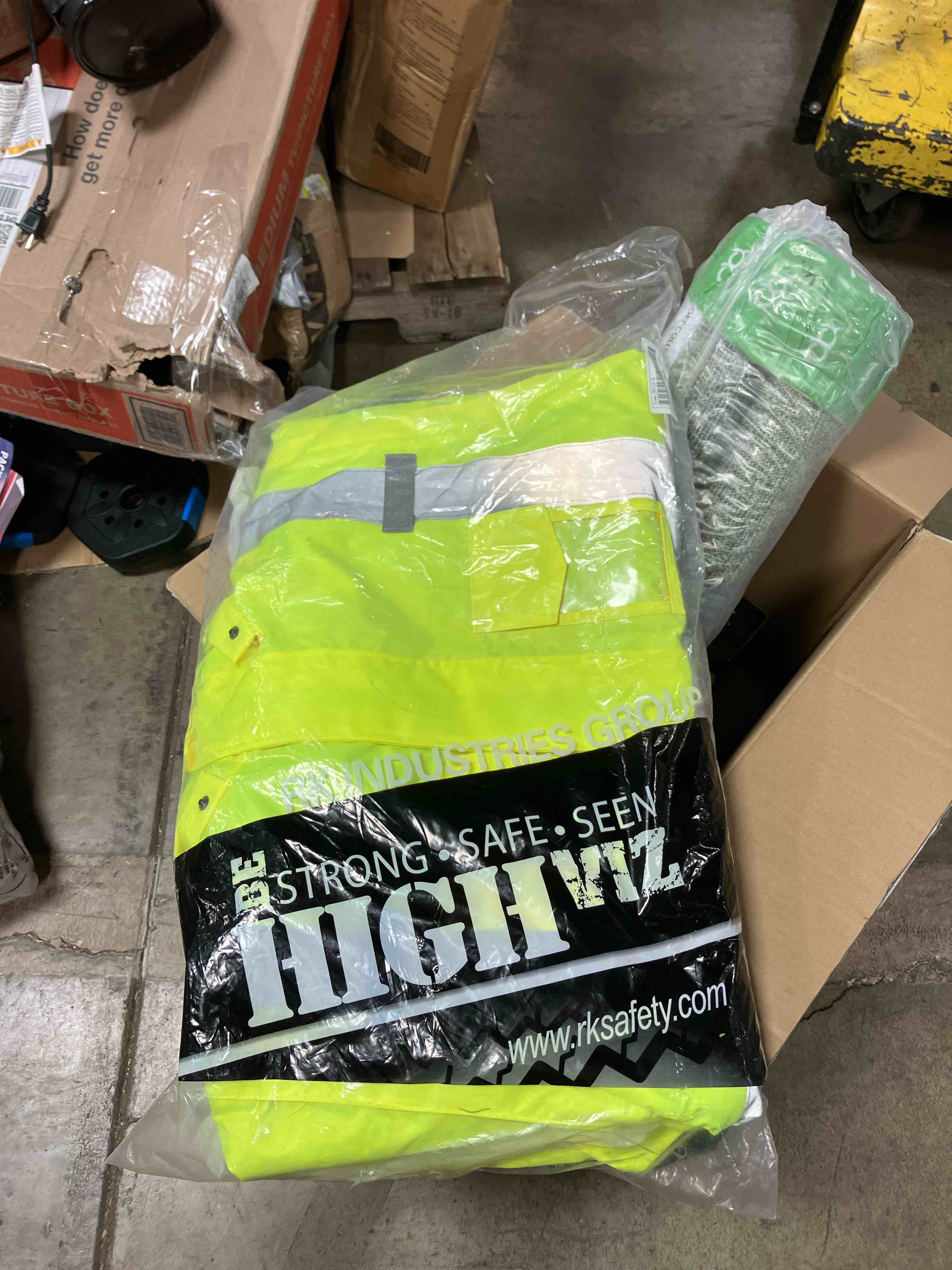 https://s3.amazonaws.com/lotting-images-prod/phillipi/PPE2326208_1746716430497.jpeg