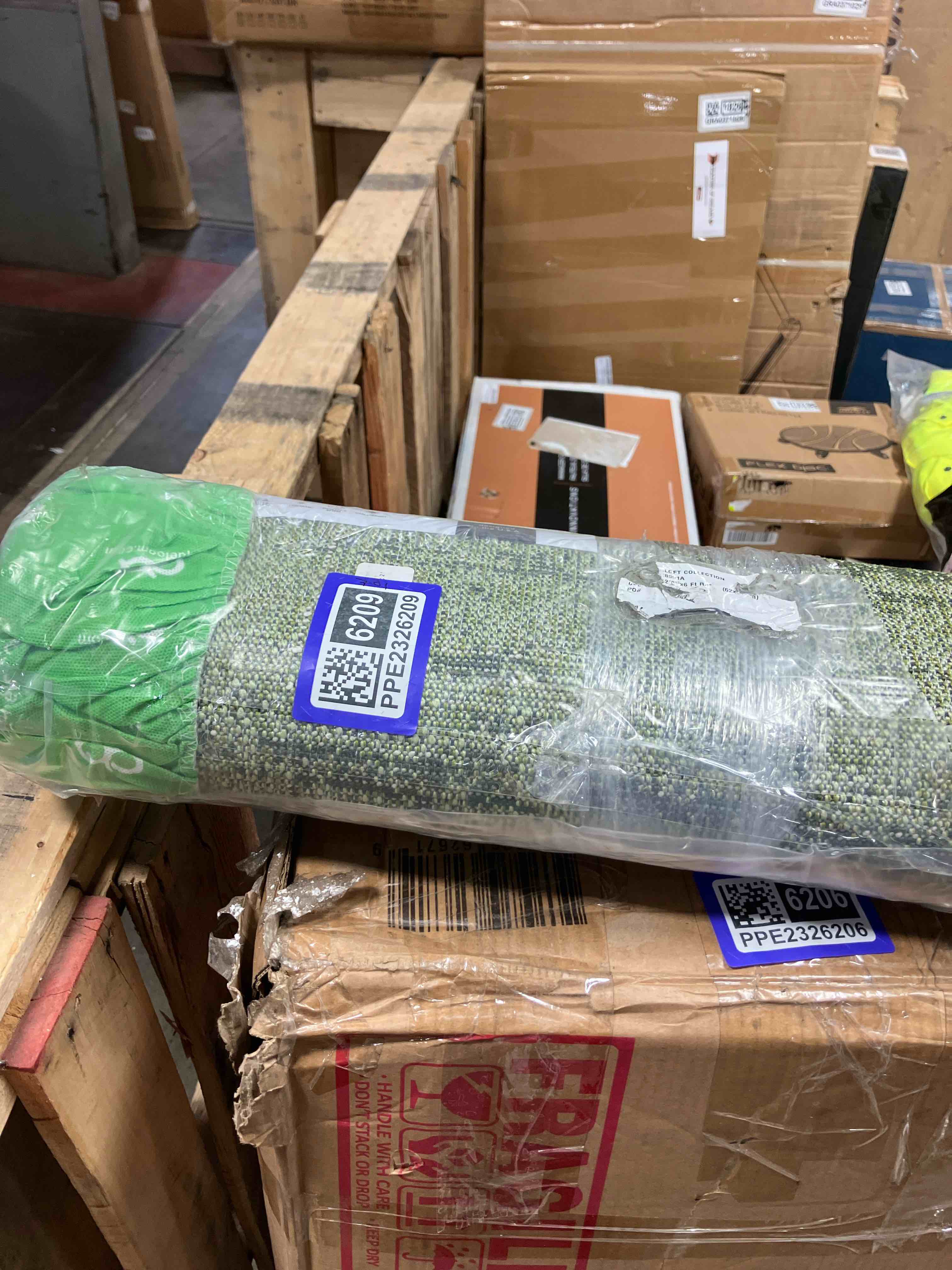 https://s3.amazonaws.com/lotting-images-prod/phillipi/PPE2326209_1746716621797.jpeg