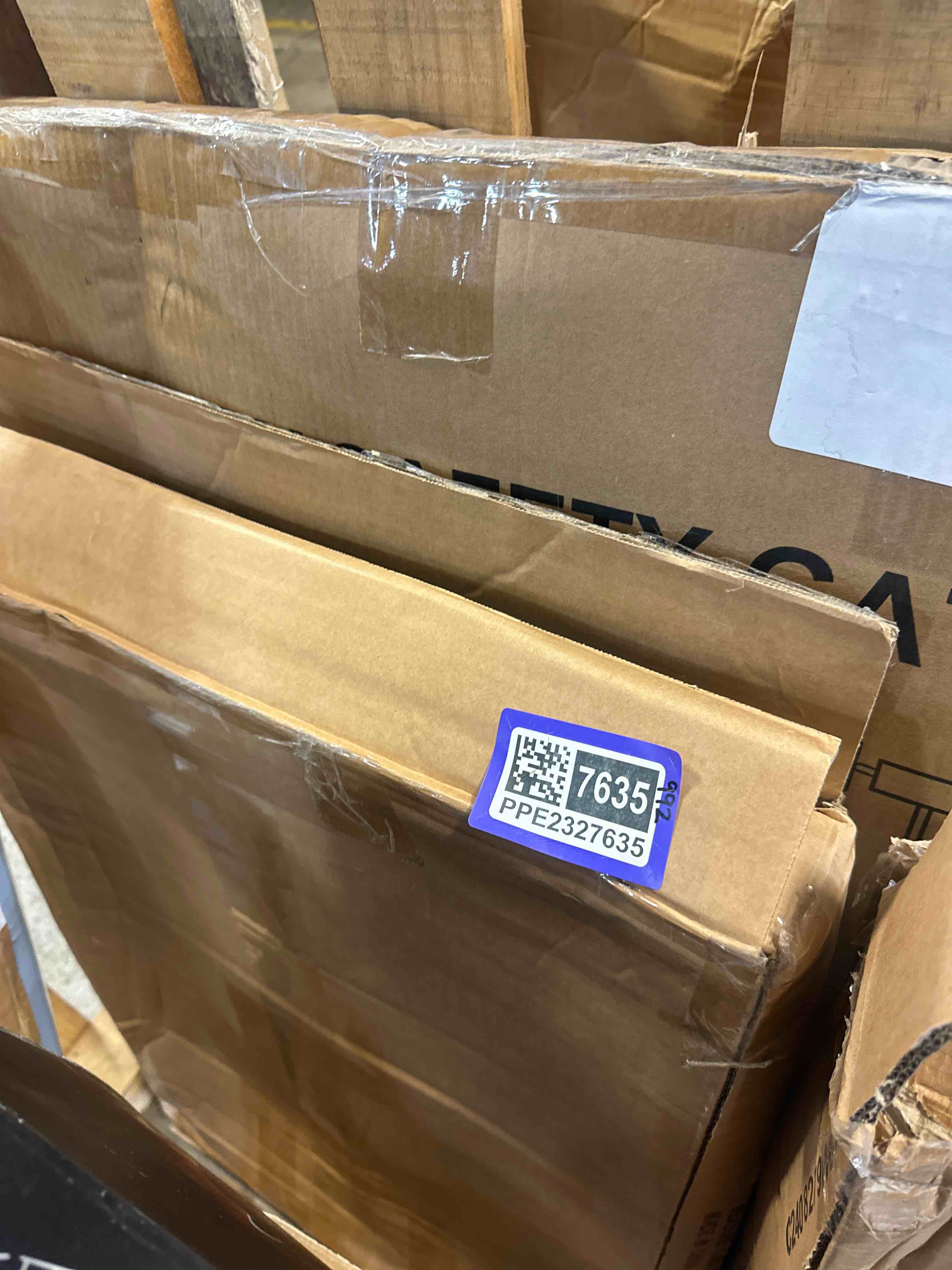 https://s3.amazonaws.com/lotting-images-prod/phillipi/PPE2327635_1750948883155.jpeg