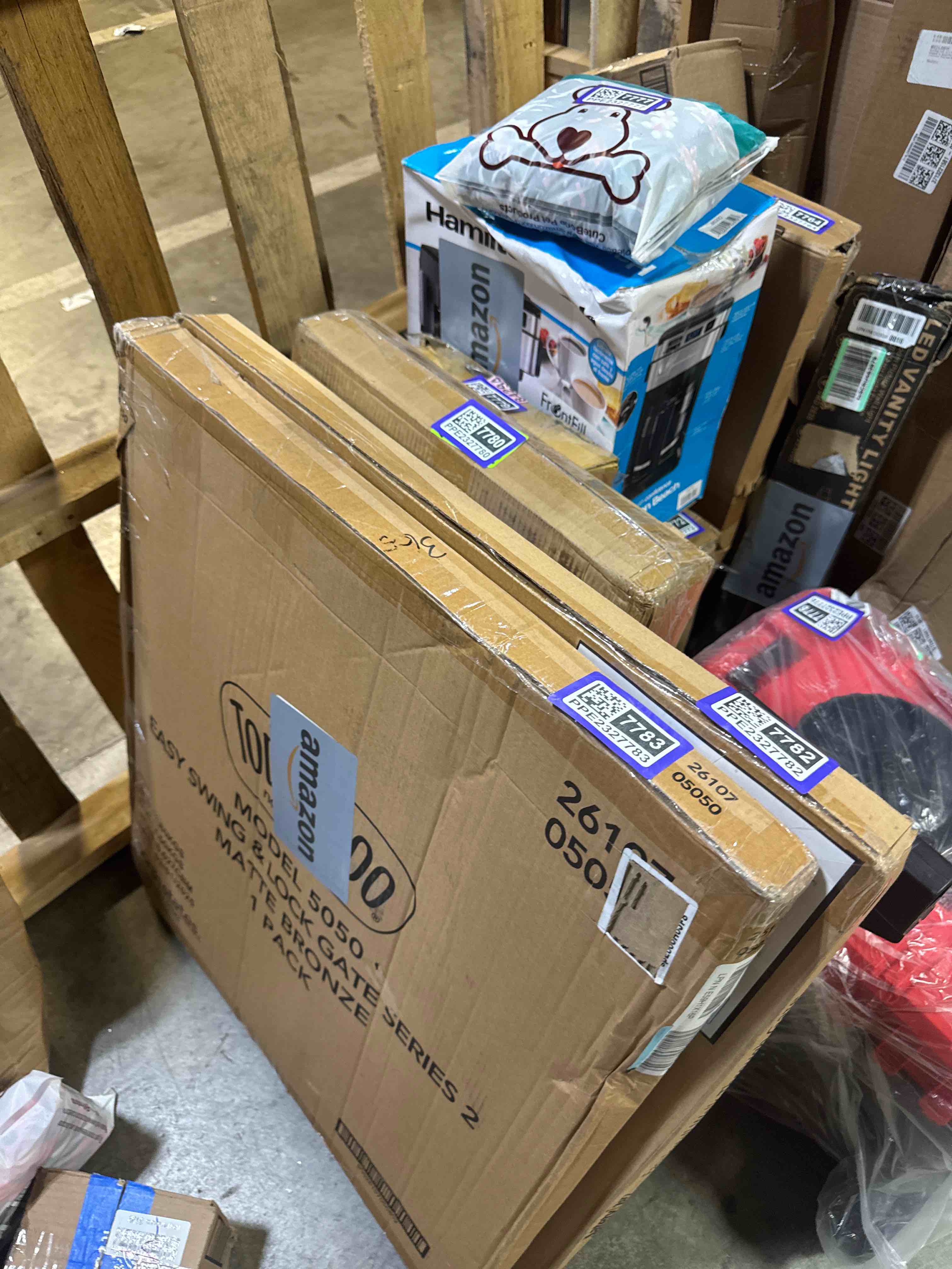 https://s3.amazonaws.com/lotting-images-prod/phillipi/PPE2327783_1752171343598.jpeg