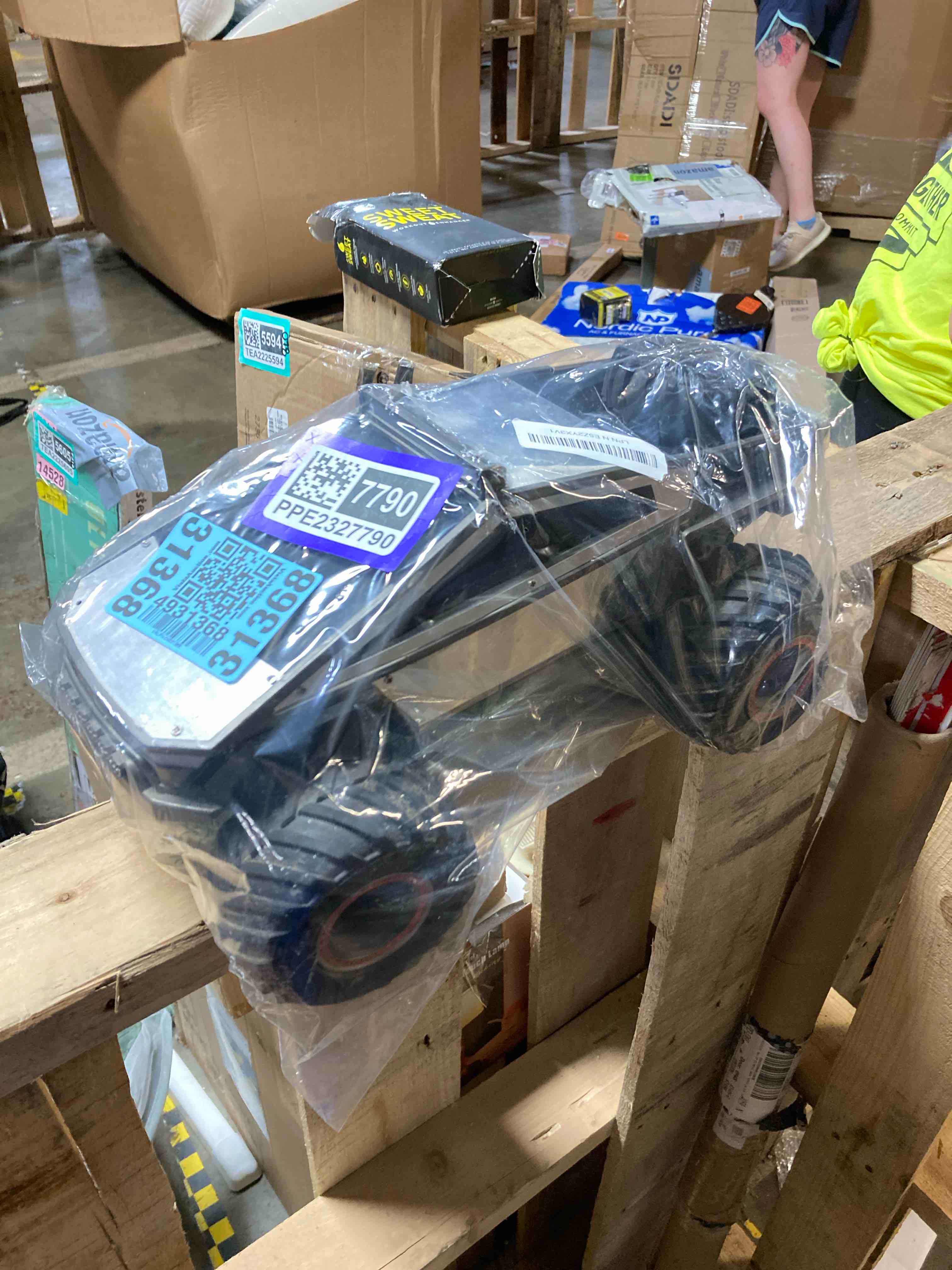 https://s3.amazonaws.com/lotting-images-prod/phillipi/PPE2327790_1752172881858.jpeg