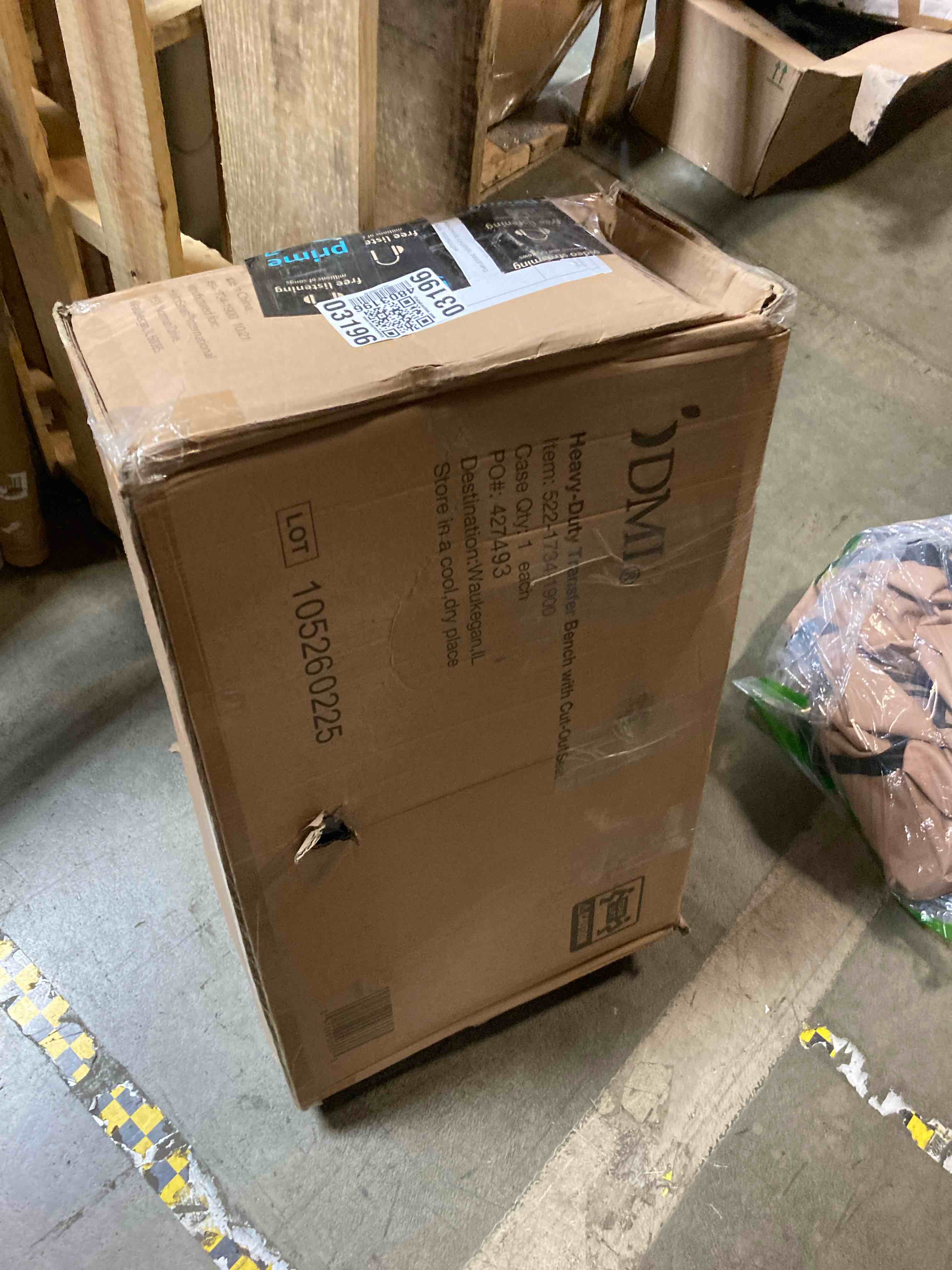 https://s3.amazonaws.com/lotting-images-prod/phillipi/PPE2327793_1752174435168.jpeg