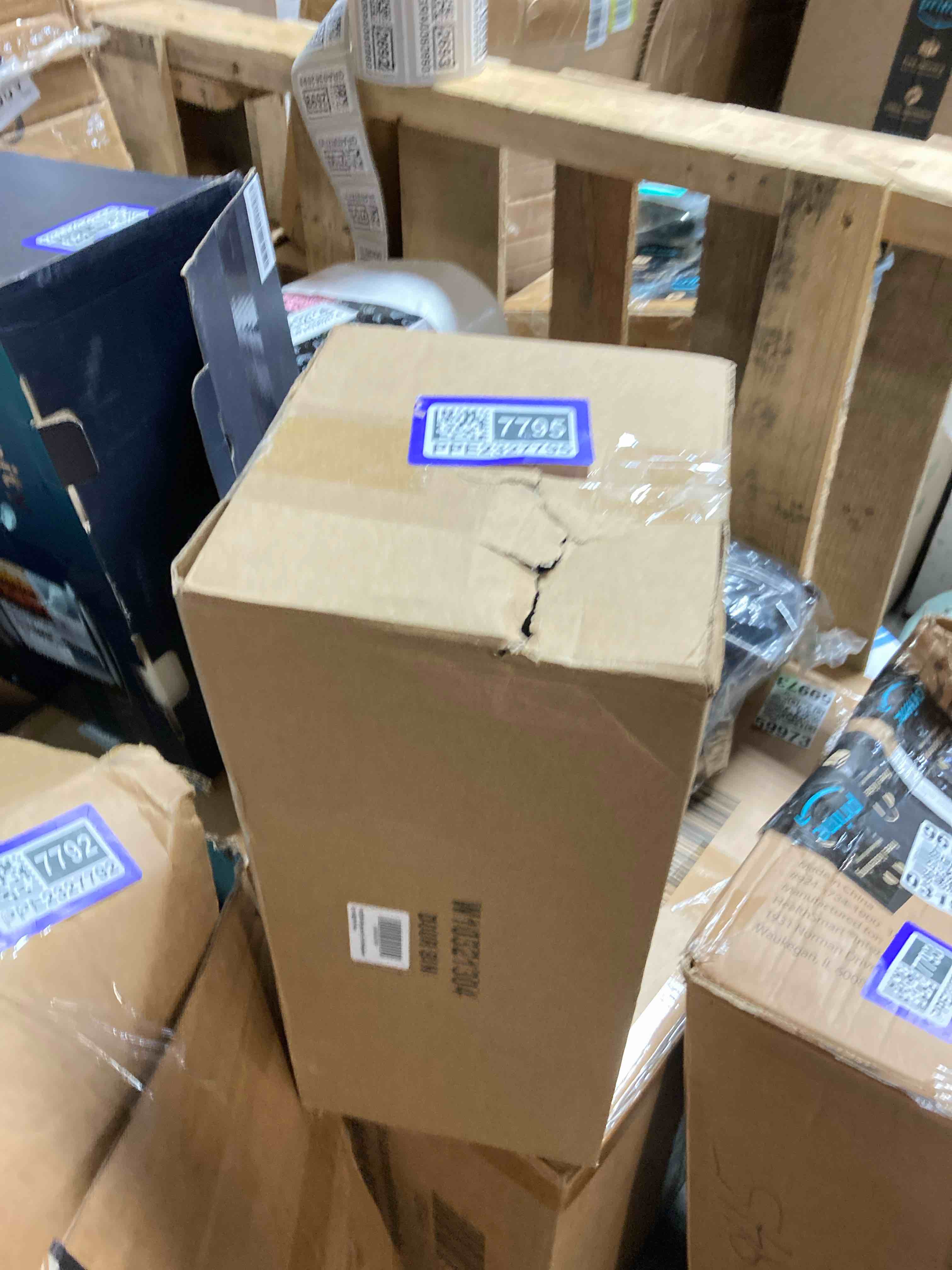 https://s3.amazonaws.com/lotting-images-prod/phillipi/PPE2327795_1752176002976.jpeg