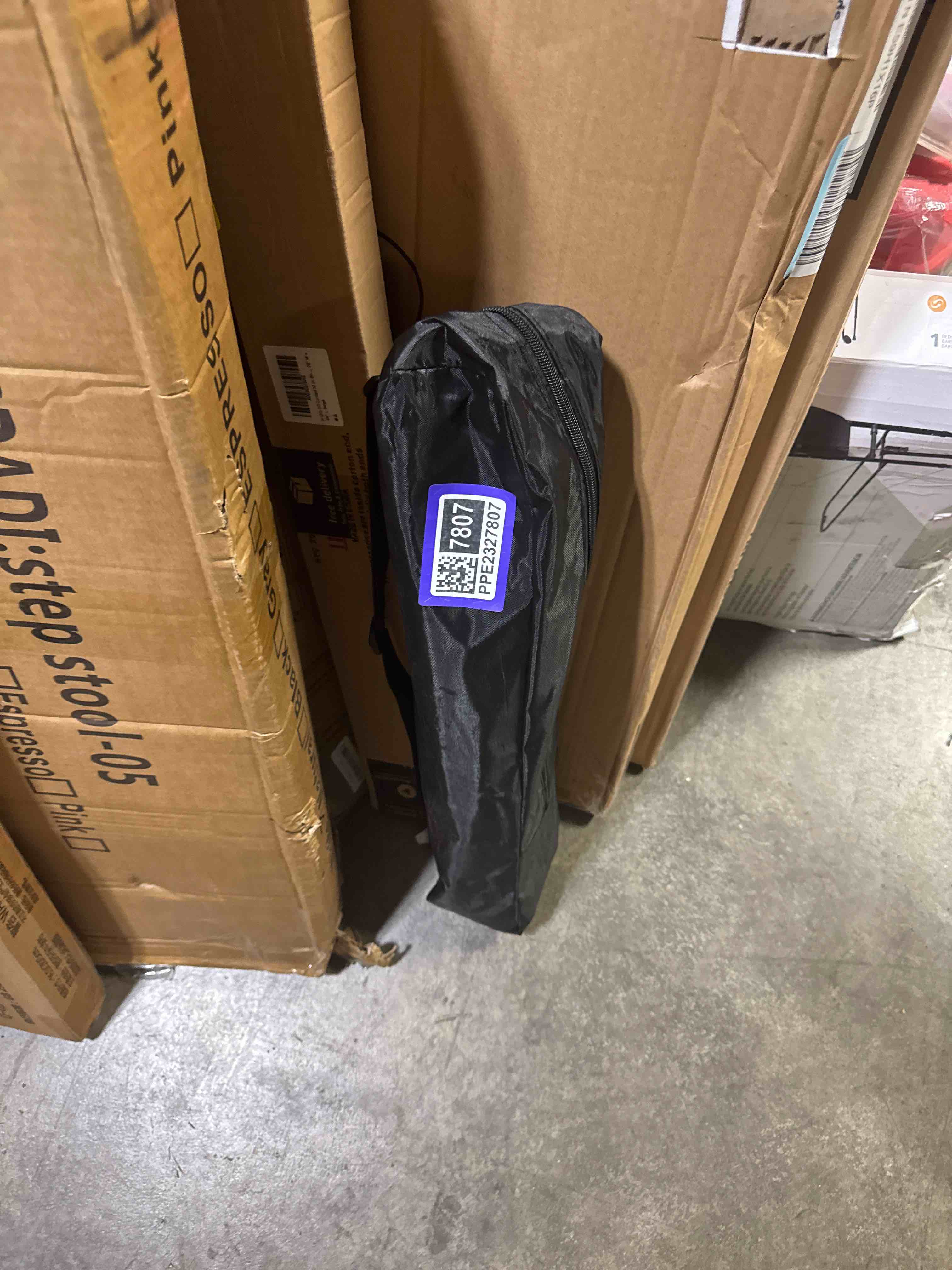 https://s3.amazonaws.com/lotting-images-prod/phillipi/PPE2327807_1752175027326.jpeg