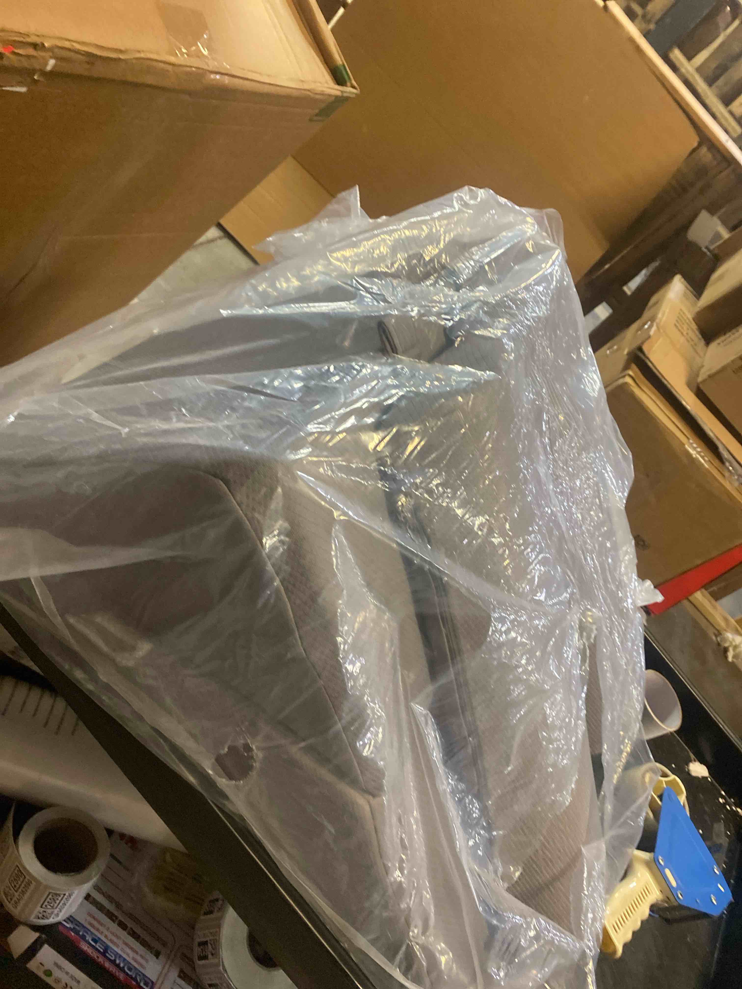 https://s3.amazonaws.com/lotting-images-prod/phillipi/PPE2327899_1753193500415.jpeg
