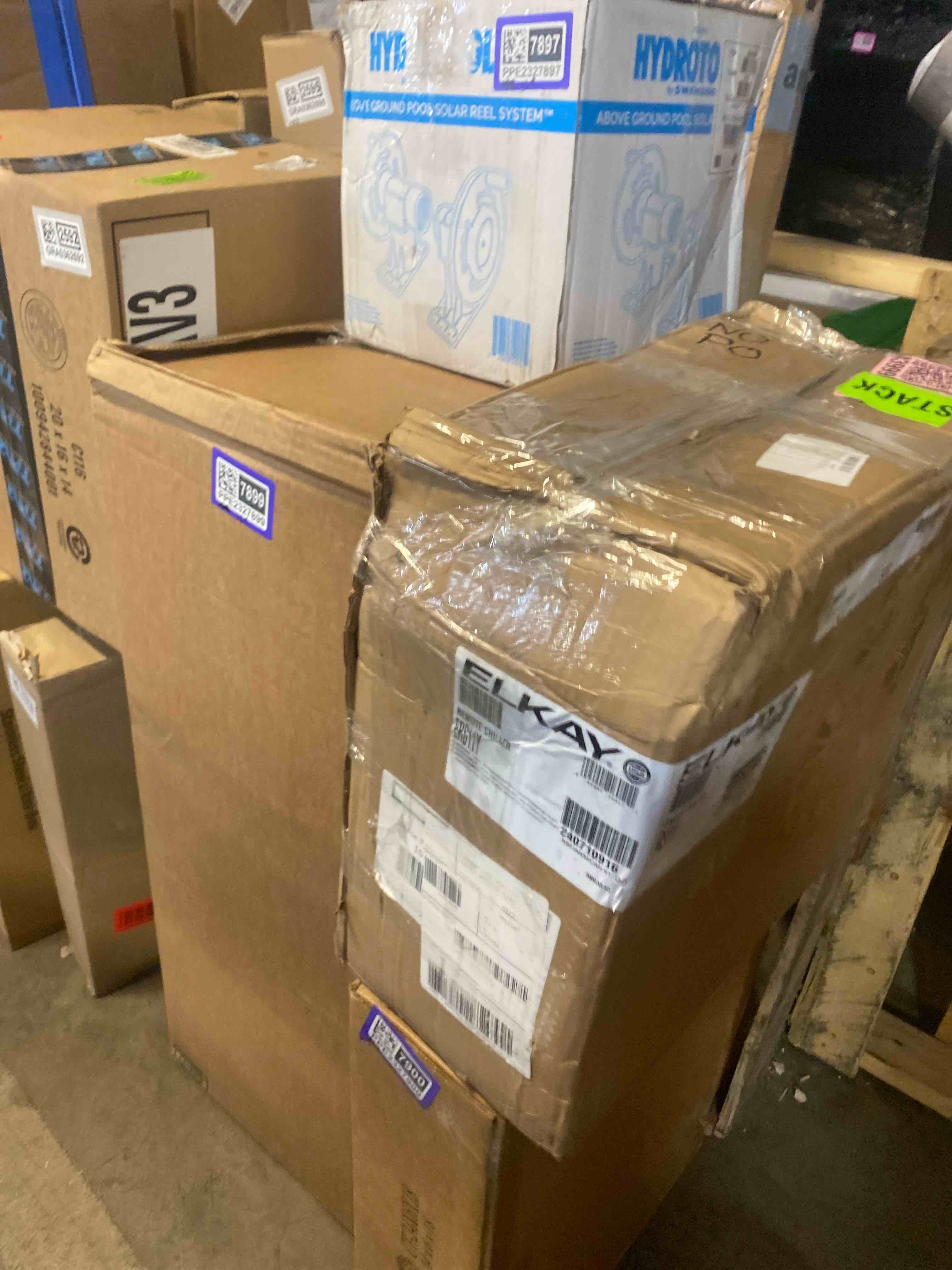 https://s3.amazonaws.com/lotting-images-prod/phillipi/PPE2327901_1753193864837.jpeg
