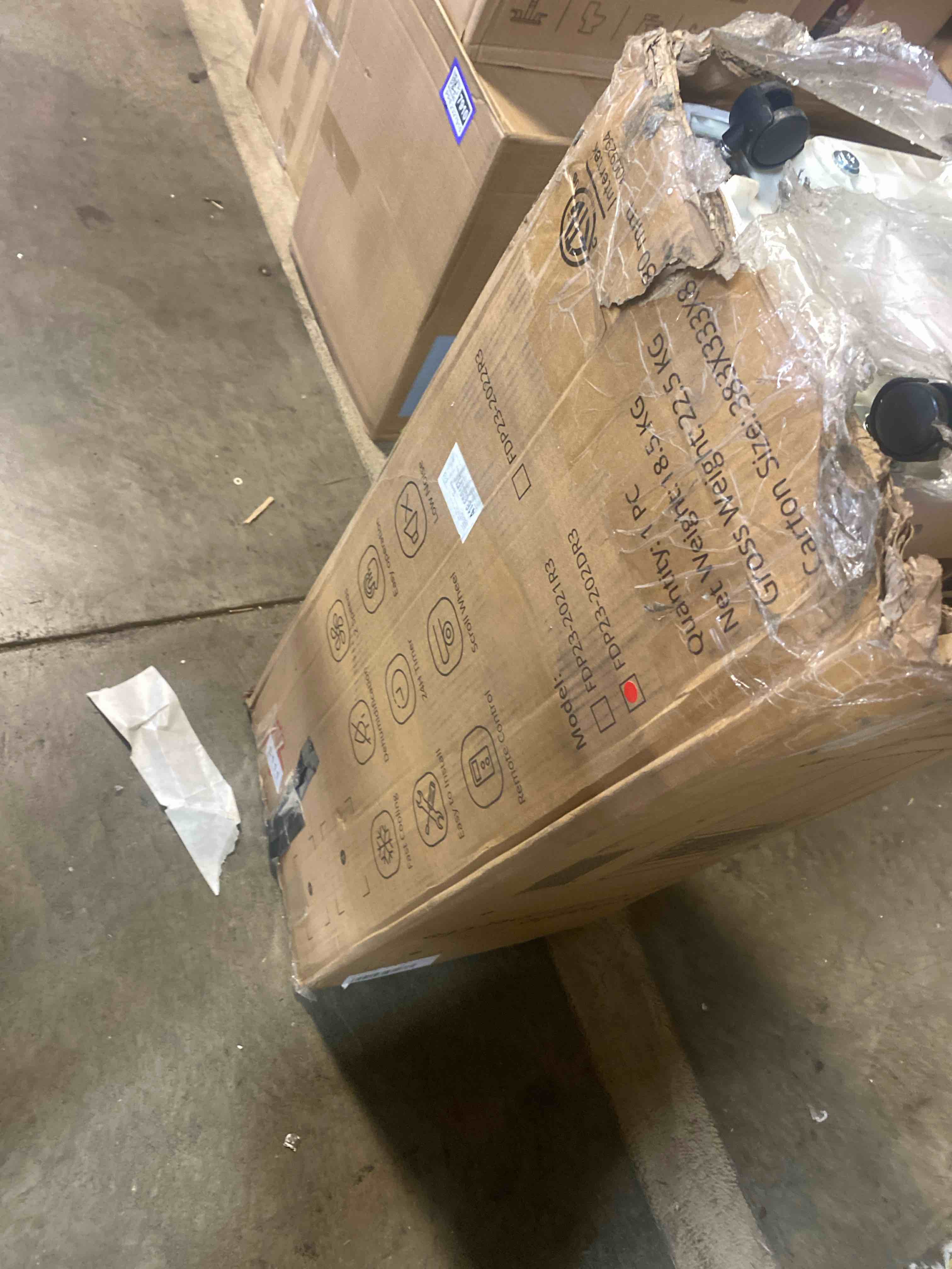 https://s3.amazonaws.com/lotting-images-prod/phillipi/PPE2327914_1753201469110.jpeg