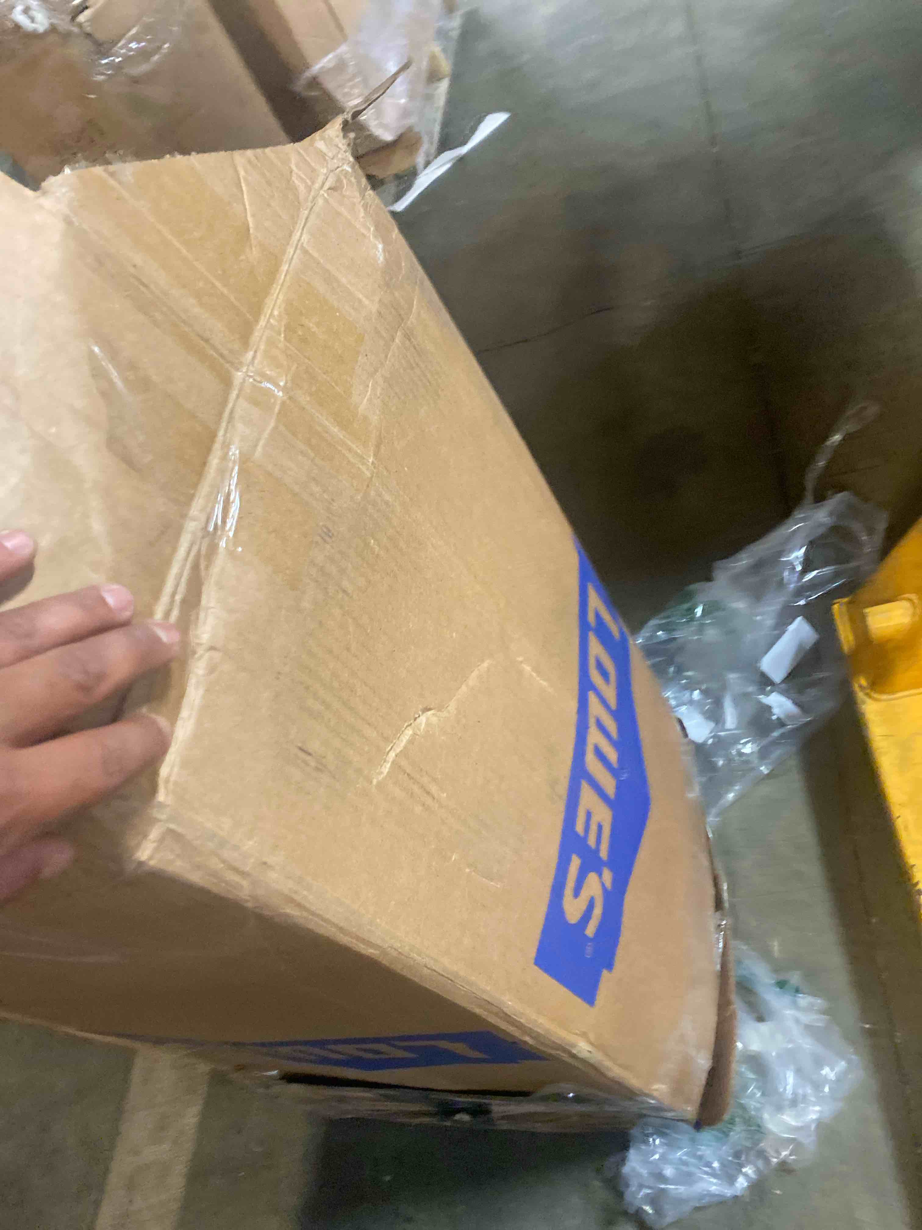 https://s3.amazonaws.com/lotting-images-prod/phillipi/PPE2327916_1753201699613.jpeg