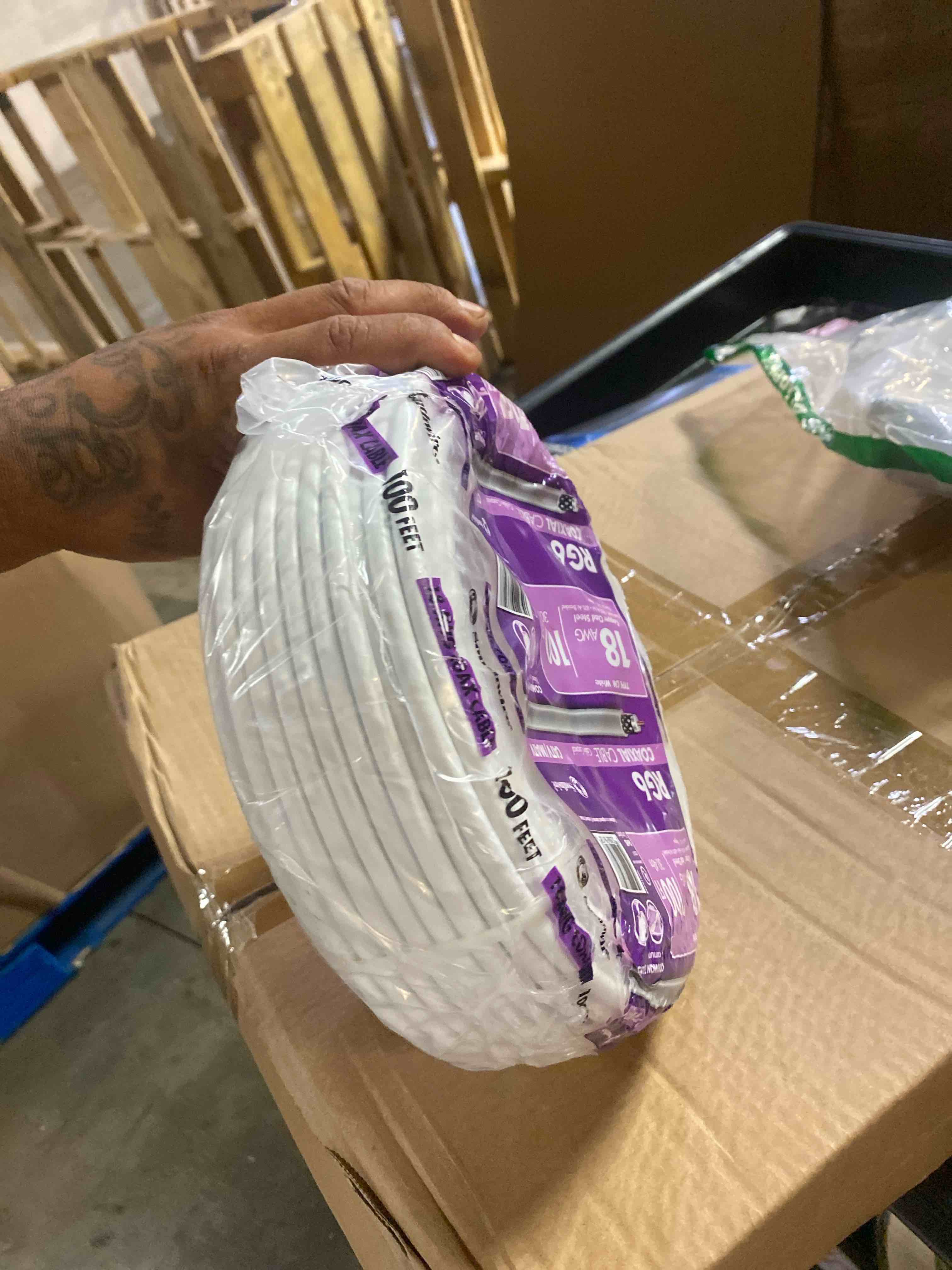 https://s3.amazonaws.com/lotting-images-prod/phillipi/PPE2328034_1753376416453.jpeg