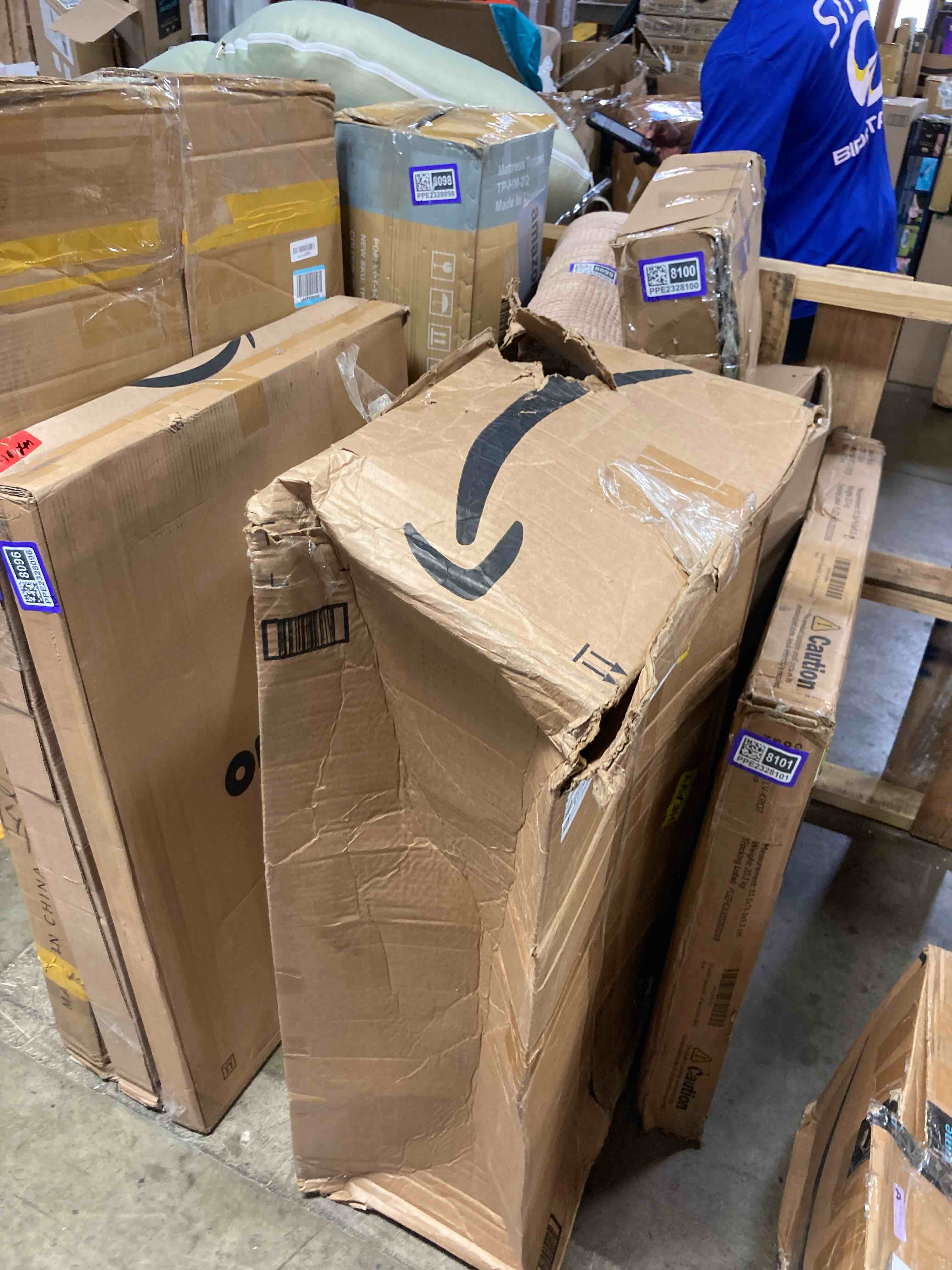 https://s3.amazonaws.com/lotting-images-prod/phillipi/PPE2328104_1753803264759.jpeg
