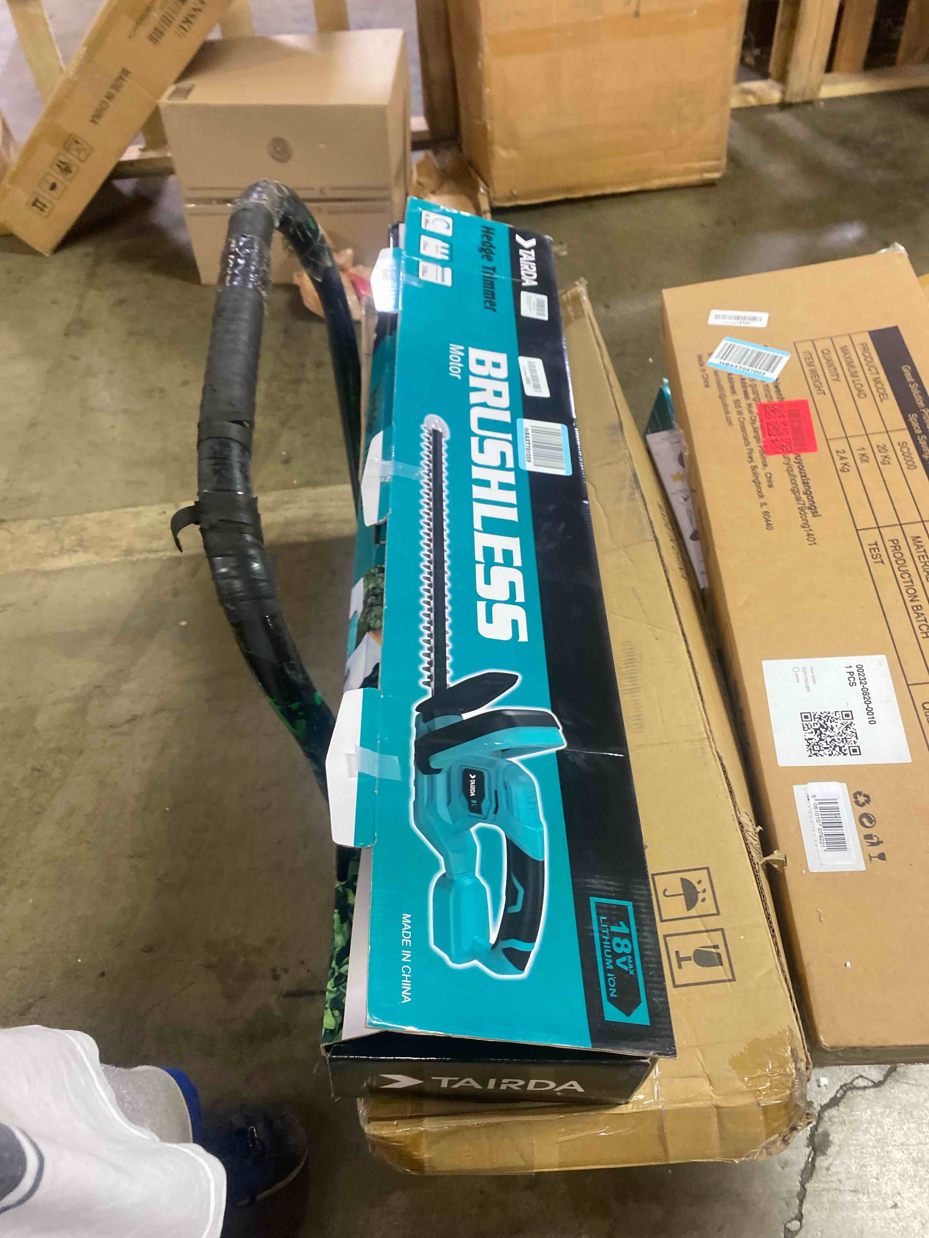 https://s3.amazonaws.com/lotting-images-prod/phillipi/PPE2328144_1753809736133.jpeg