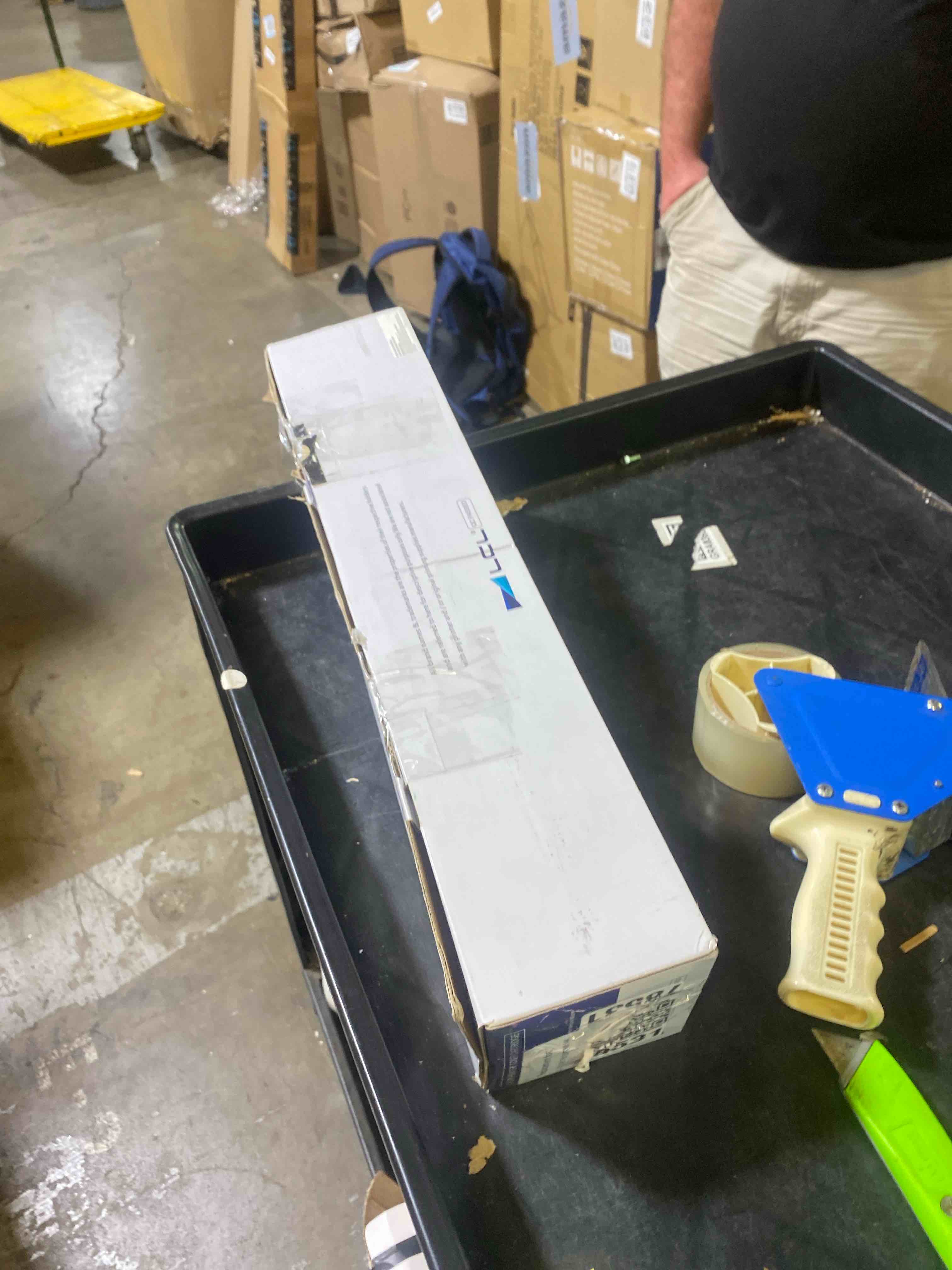 https://s3.amazonaws.com/lotting-images-prod/phillipi/PPE2328199_1754078112883.jpeg