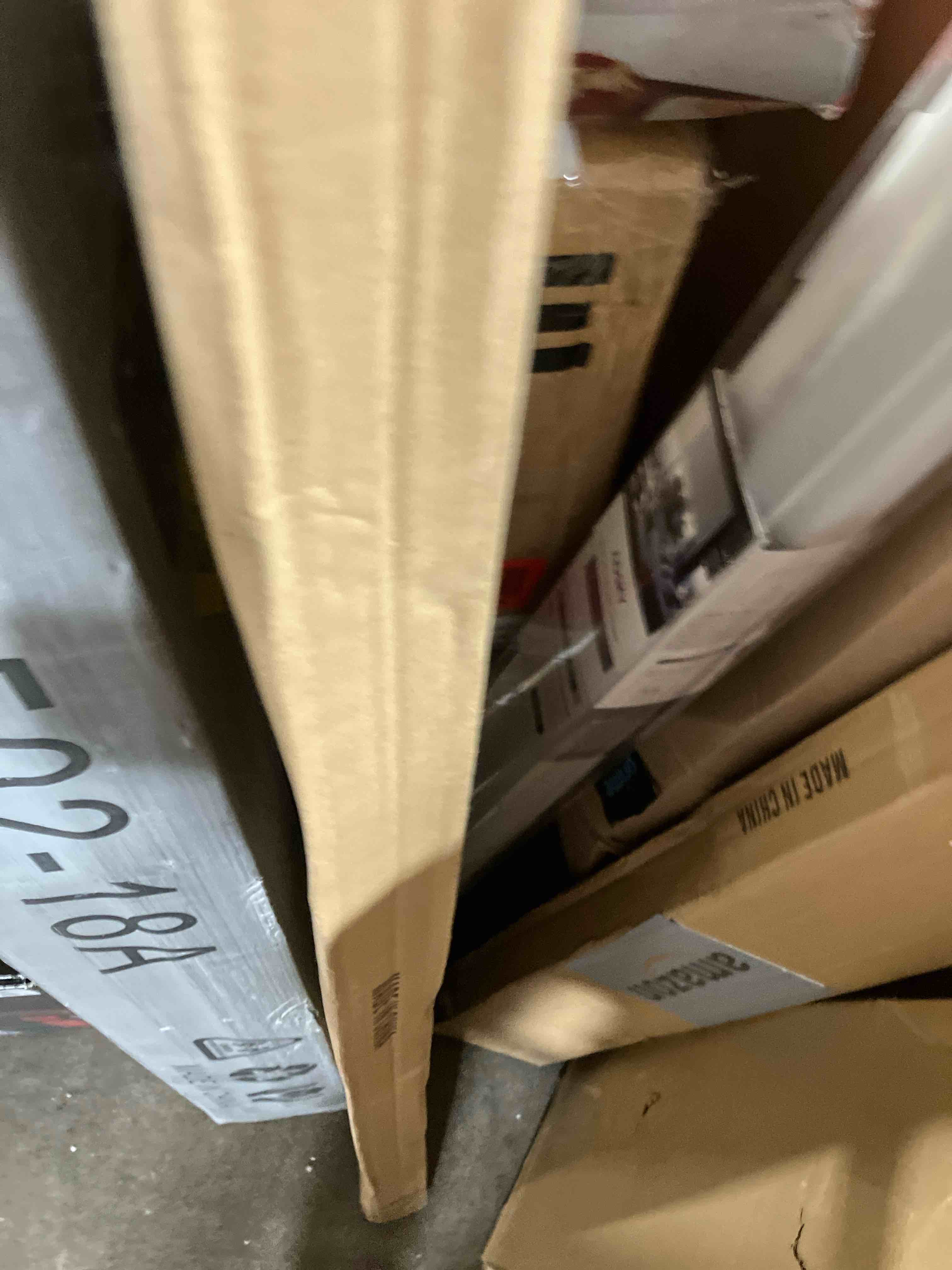 https://s3.amazonaws.com/lotting-images-prod/phillipi/PPE2328270_1754054653793.jpeg