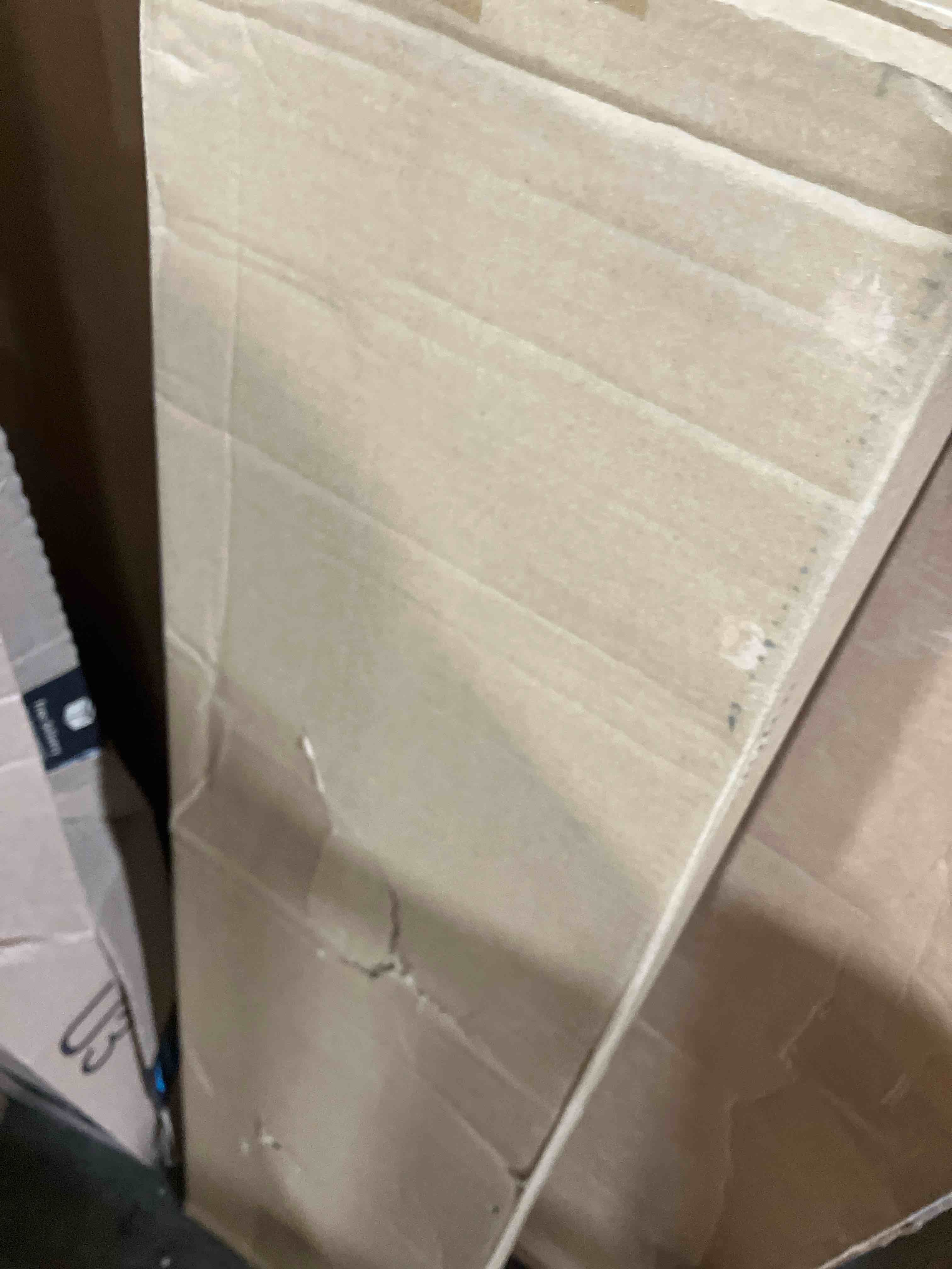 https://s3.amazonaws.com/lotting-images-prod/phillipi/PPE2328276_1754054117341.jpeg