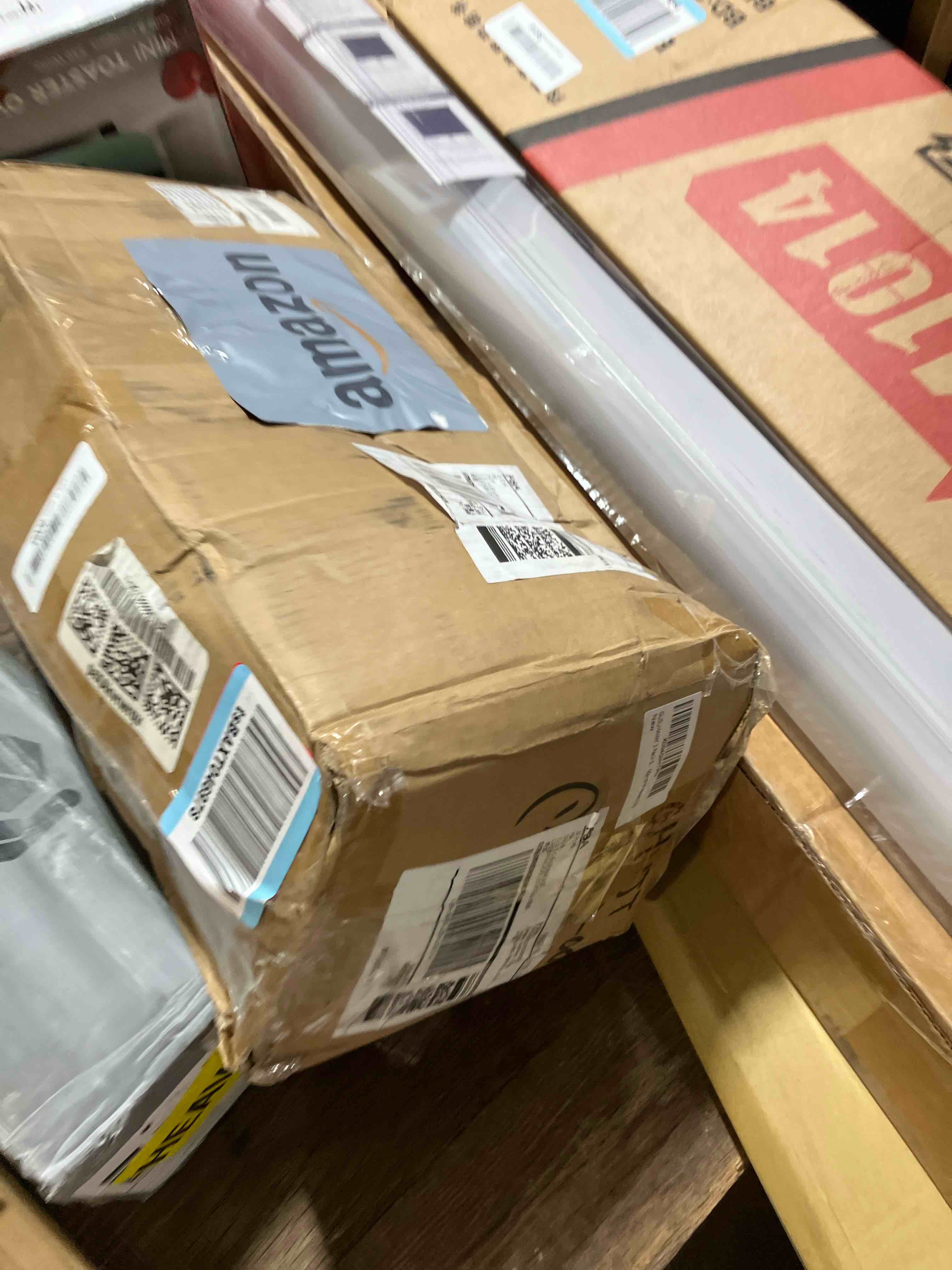 https://s3.amazonaws.com/lotting-images-prod/phillipi/PPE2328277_1754054036094.jpeg