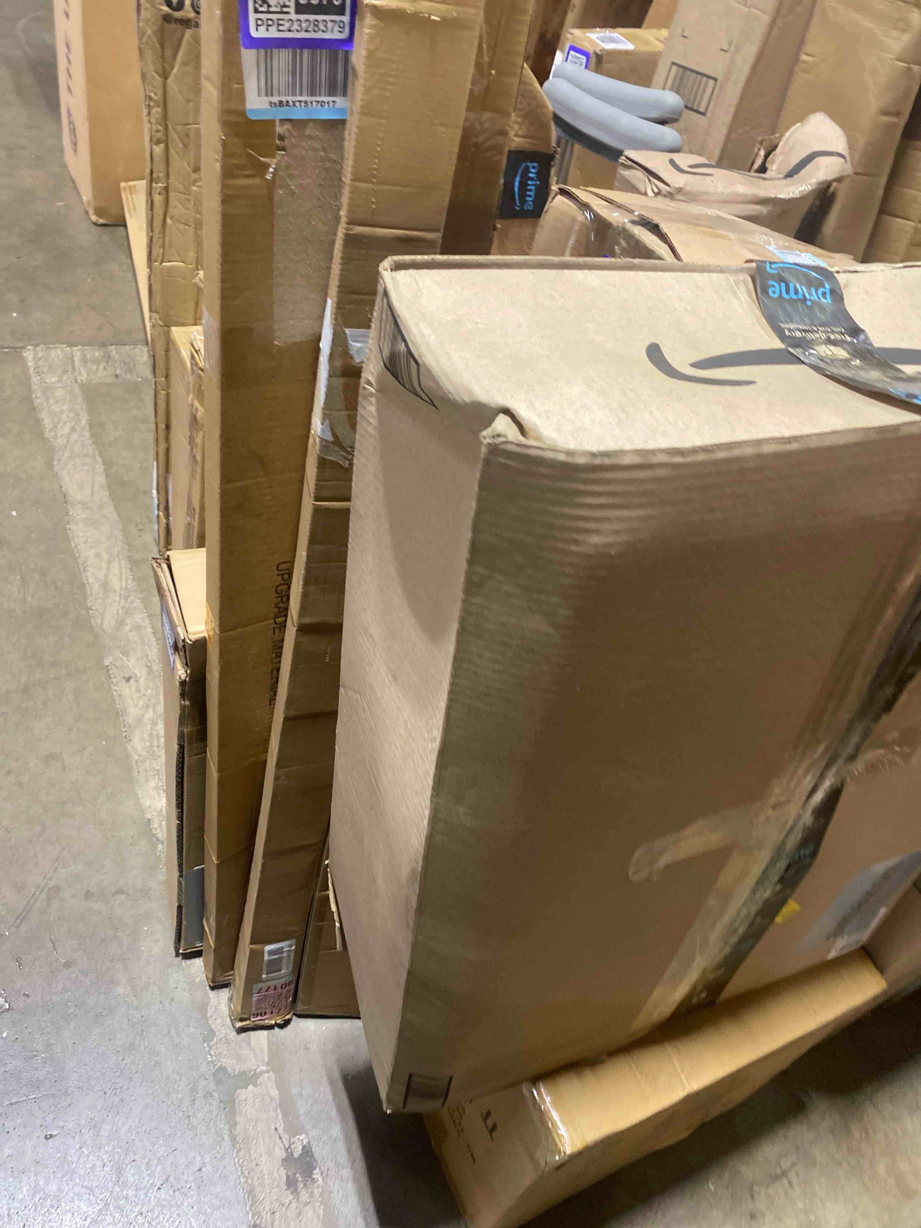 https://s3.amazonaws.com/lotting-images-prod/phillipi/PPE2328384_1754327406546.jpeg