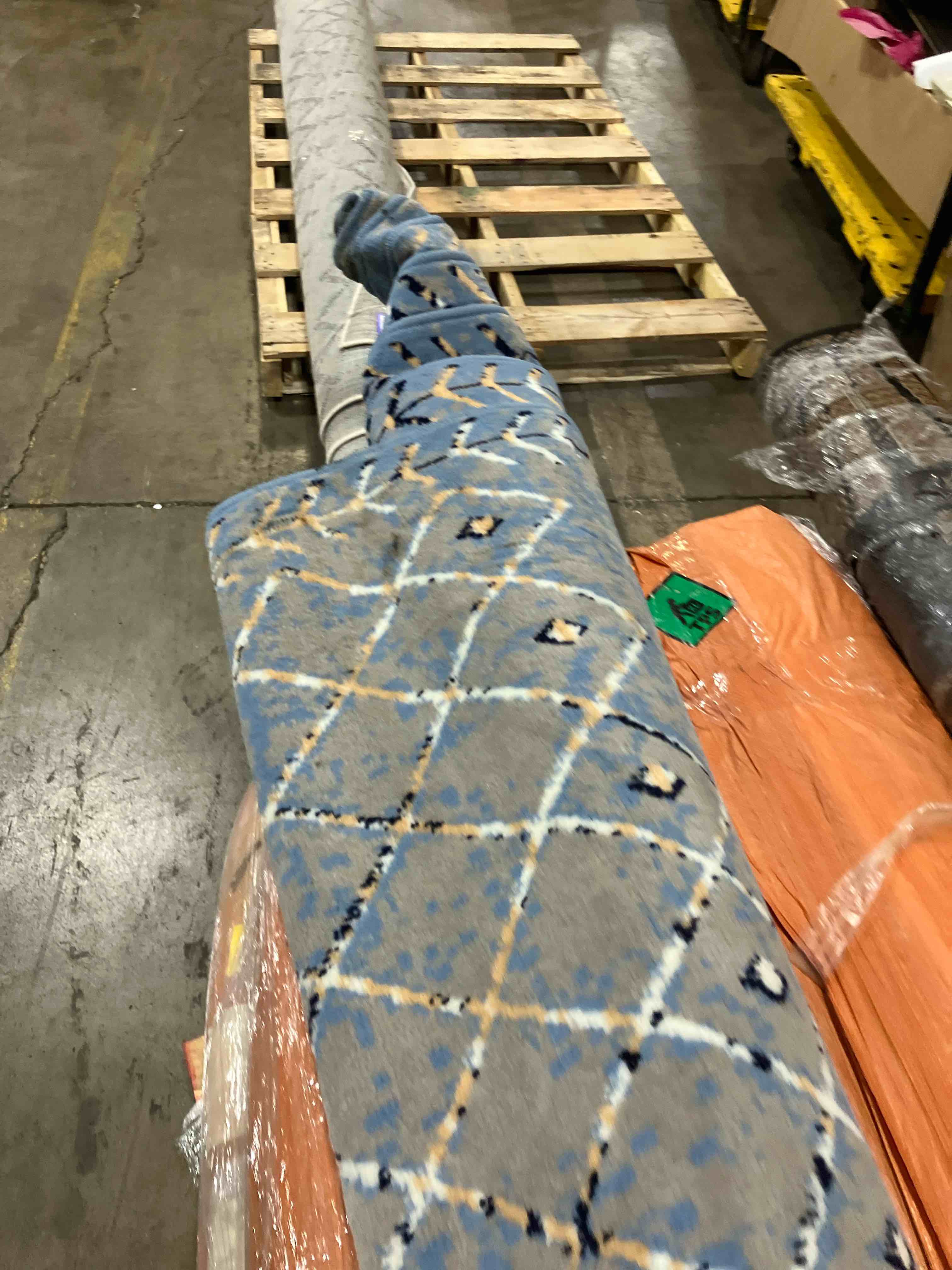 https://s3.amazonaws.com/lotting-images-prod/phillipi/PPE2328466_1754482397213.jpeg