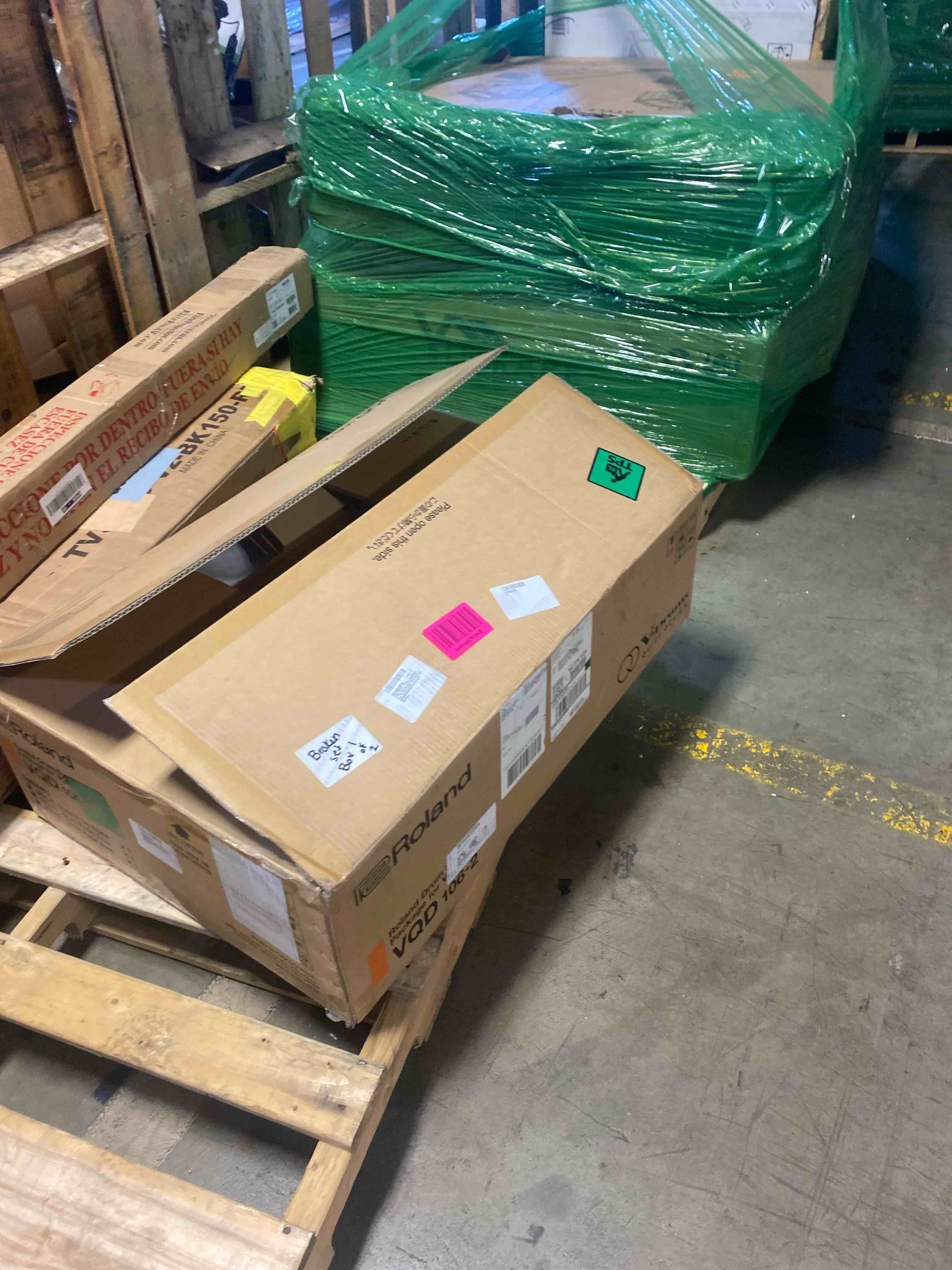 https://s3.amazonaws.com/lotting-images-prod/phillipi/PPE2328484_1754499312258.jpeg