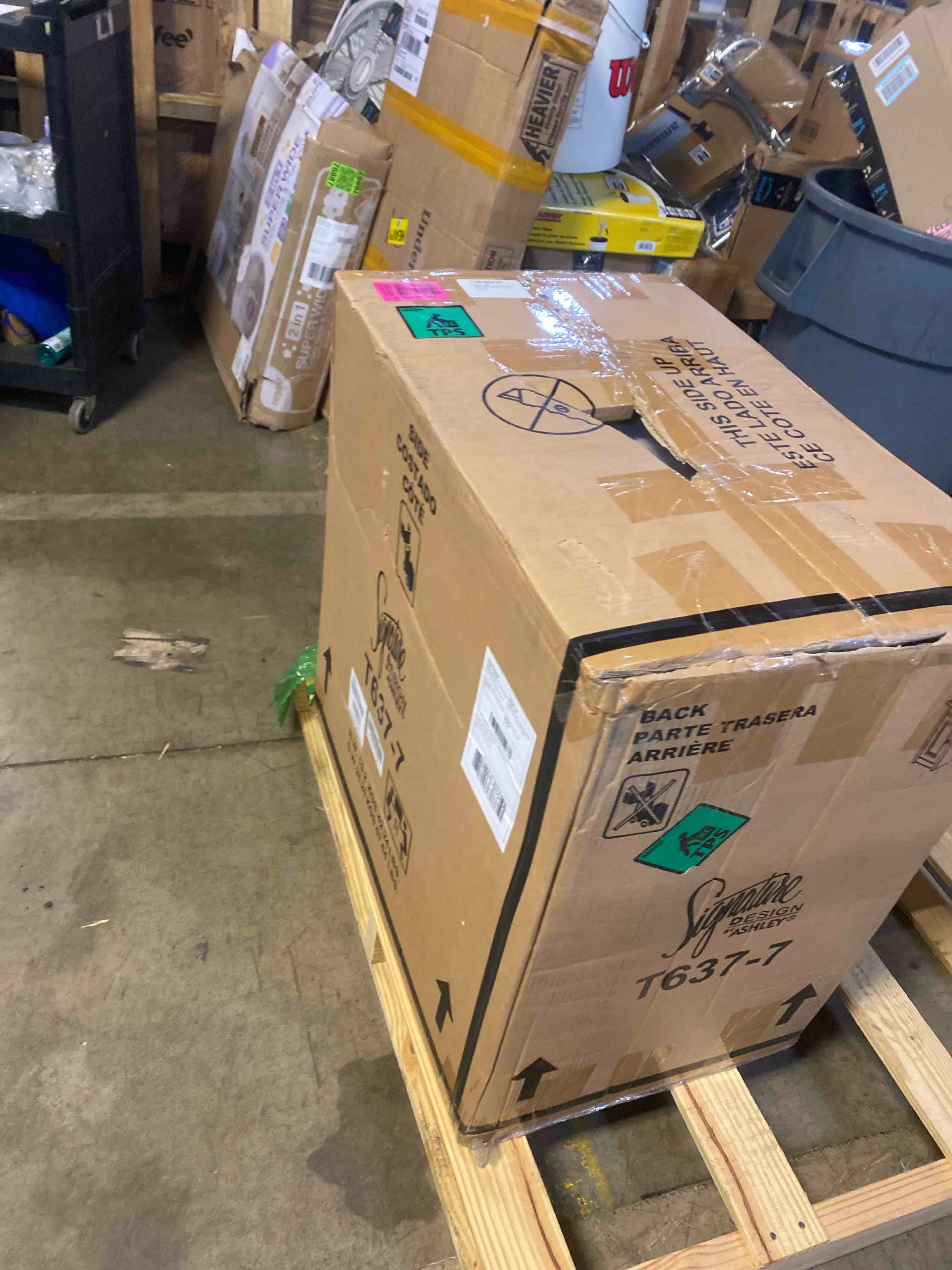 https://s3.amazonaws.com/lotting-images-prod/phillipi/PPE2328492_1754501042048.jpeg