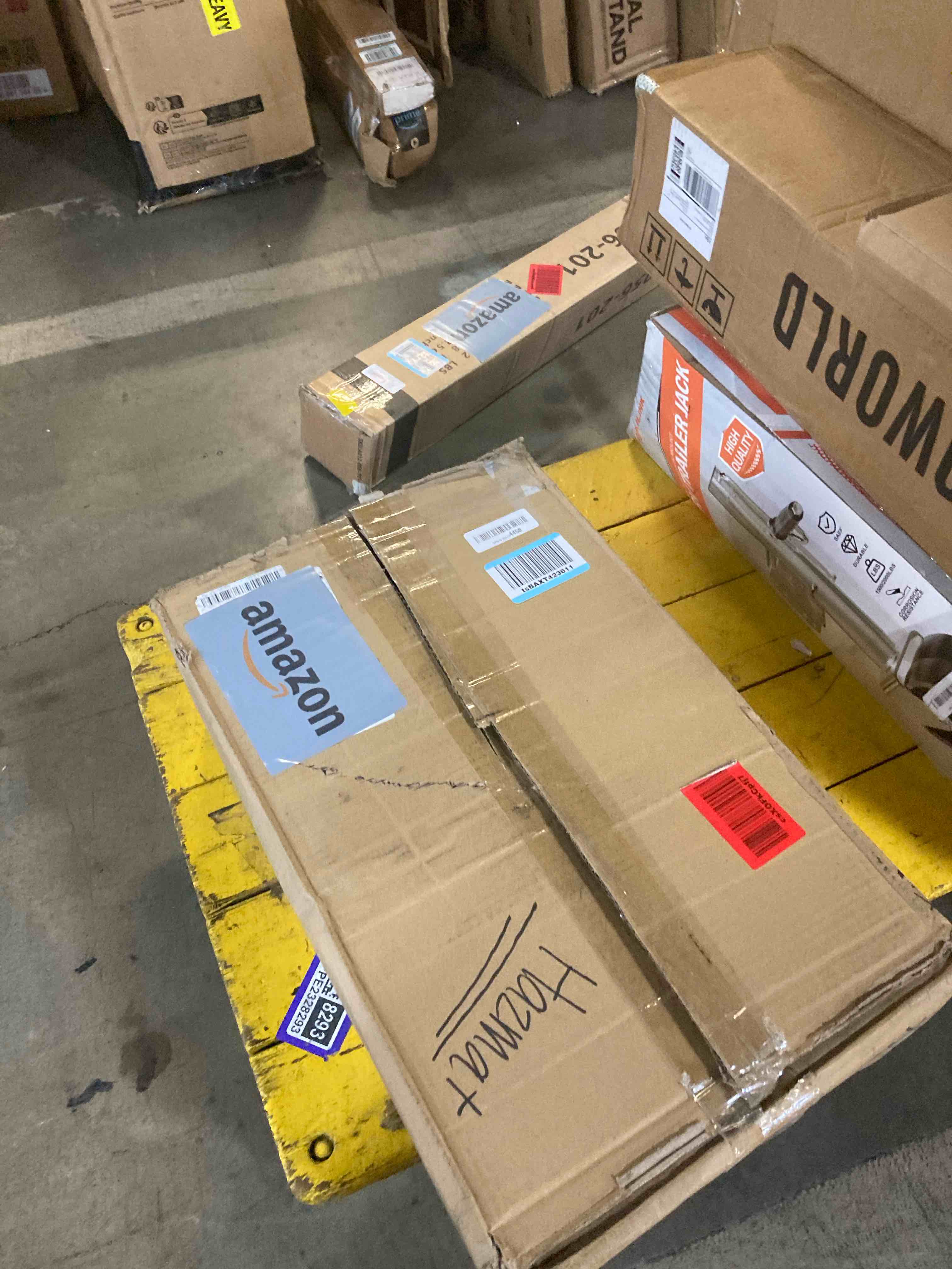 https://s3.amazonaws.com/lotting-images-prod/phillipi/PPE2328500_1755624144190.jpeg