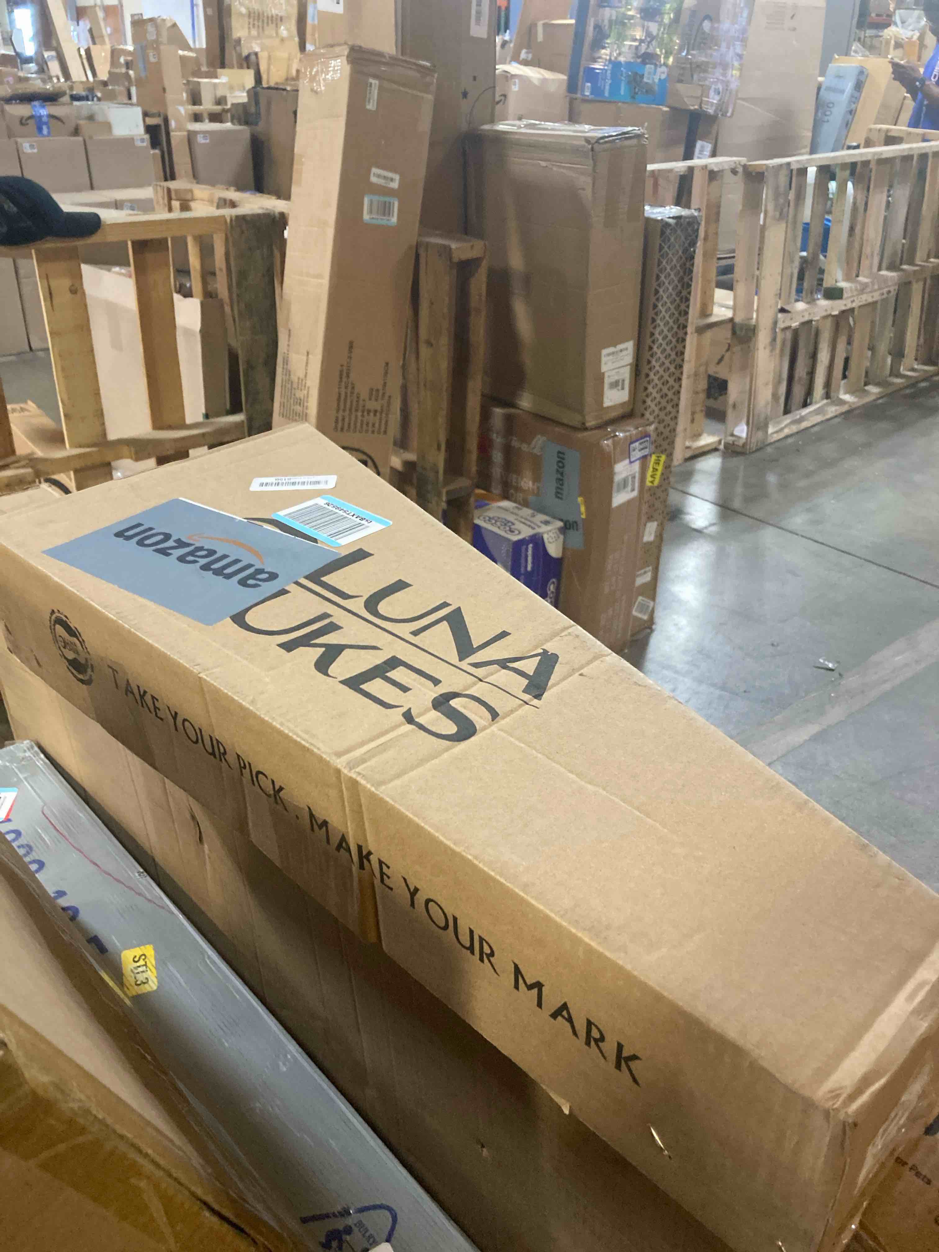 https://s3.amazonaws.com/lotting-images-prod/phillipi/PPE2328501_1755624330829.jpeg