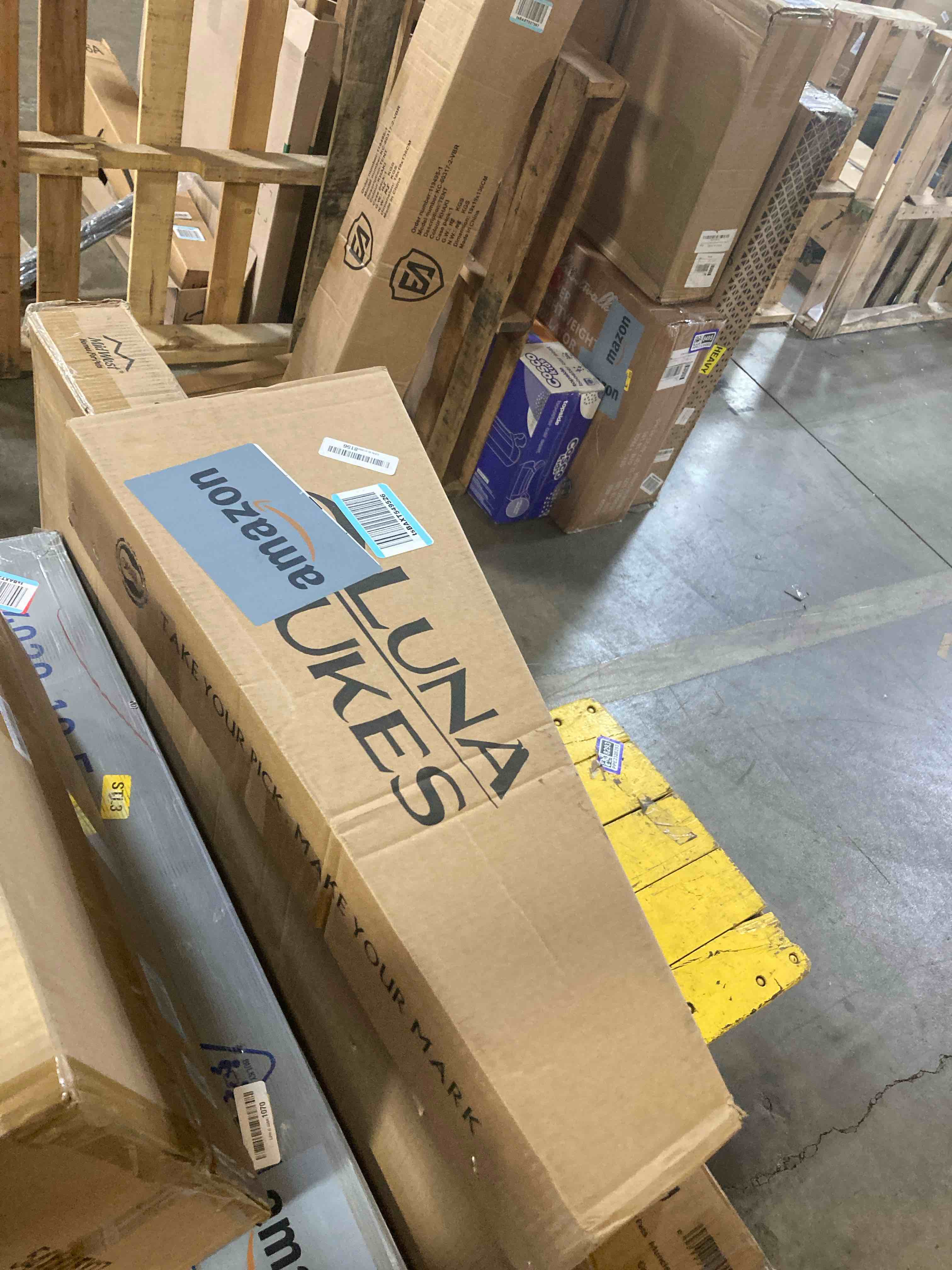 https://s3.amazonaws.com/lotting-images-prod/phillipi/PPE2328501_1755624333612.jpeg