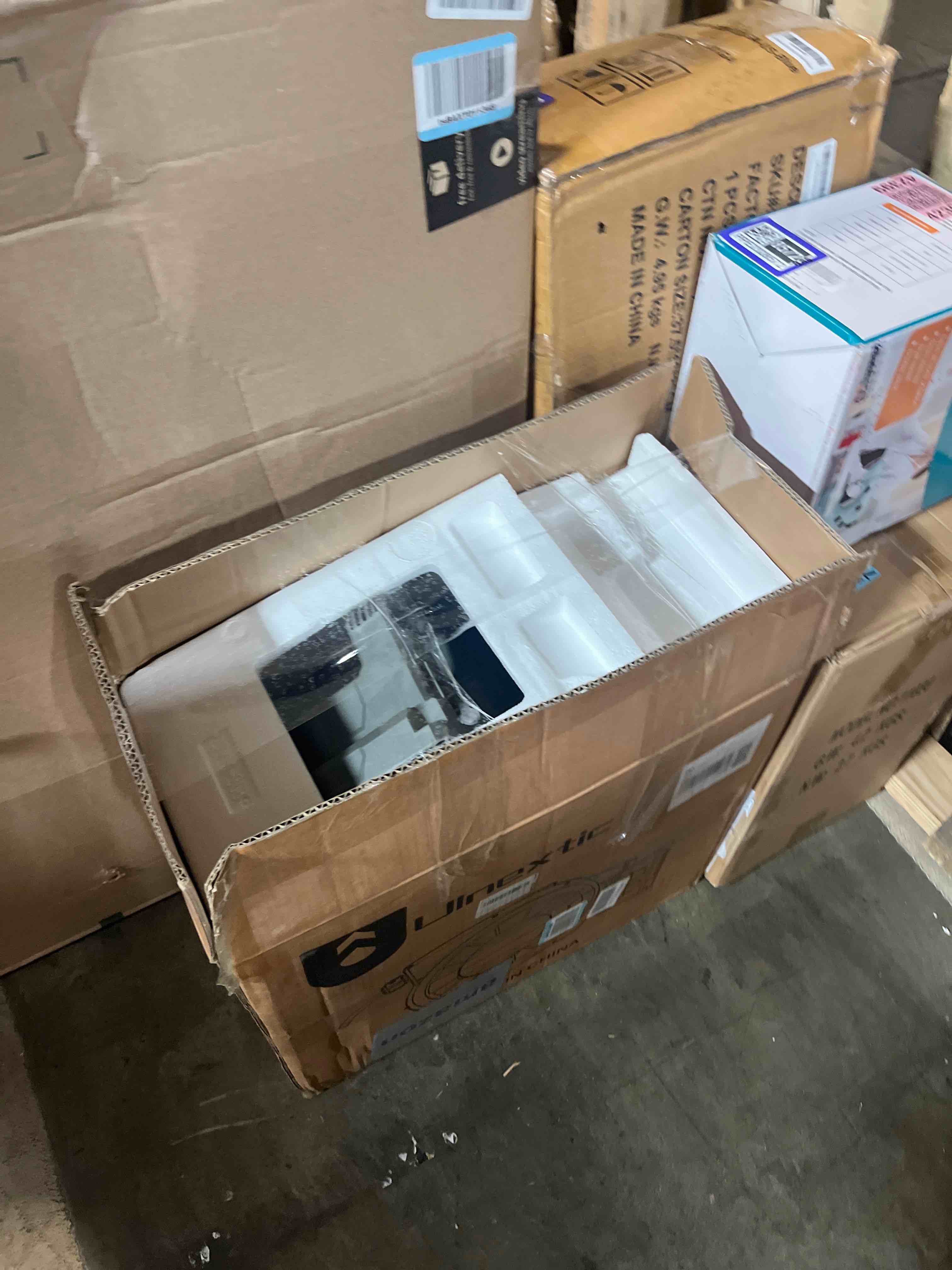 https://s3.amazonaws.com/lotting-images-prod/phillipi/PPE2328571_1755884869876.jpeg
