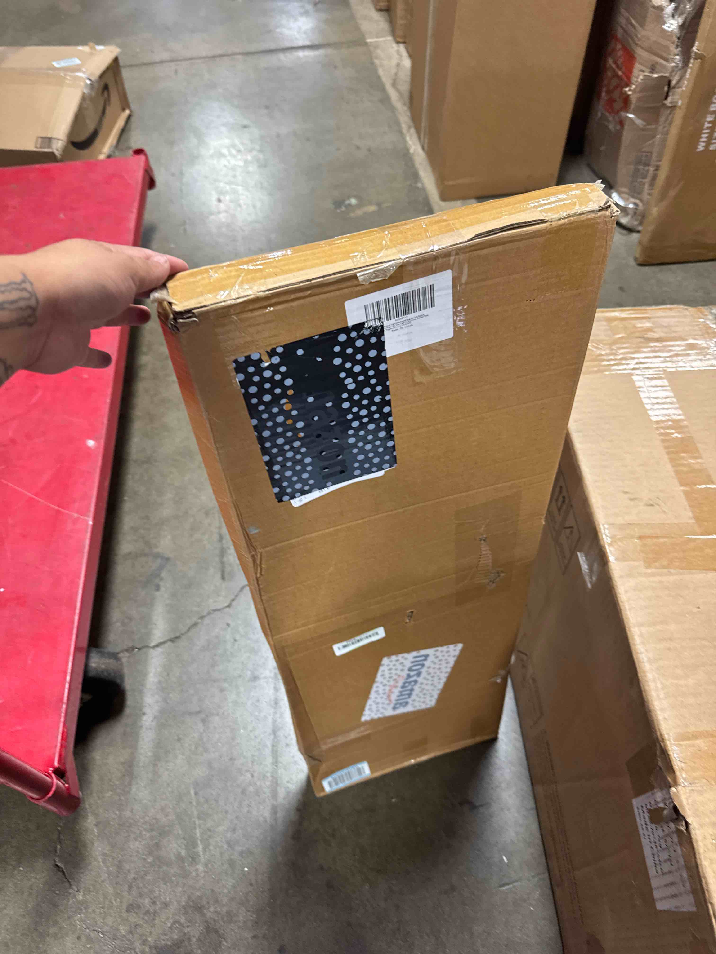 https://s3.amazonaws.com/lotting-images-prod/phillipi/PPE2328829_1757437322647.jpeg