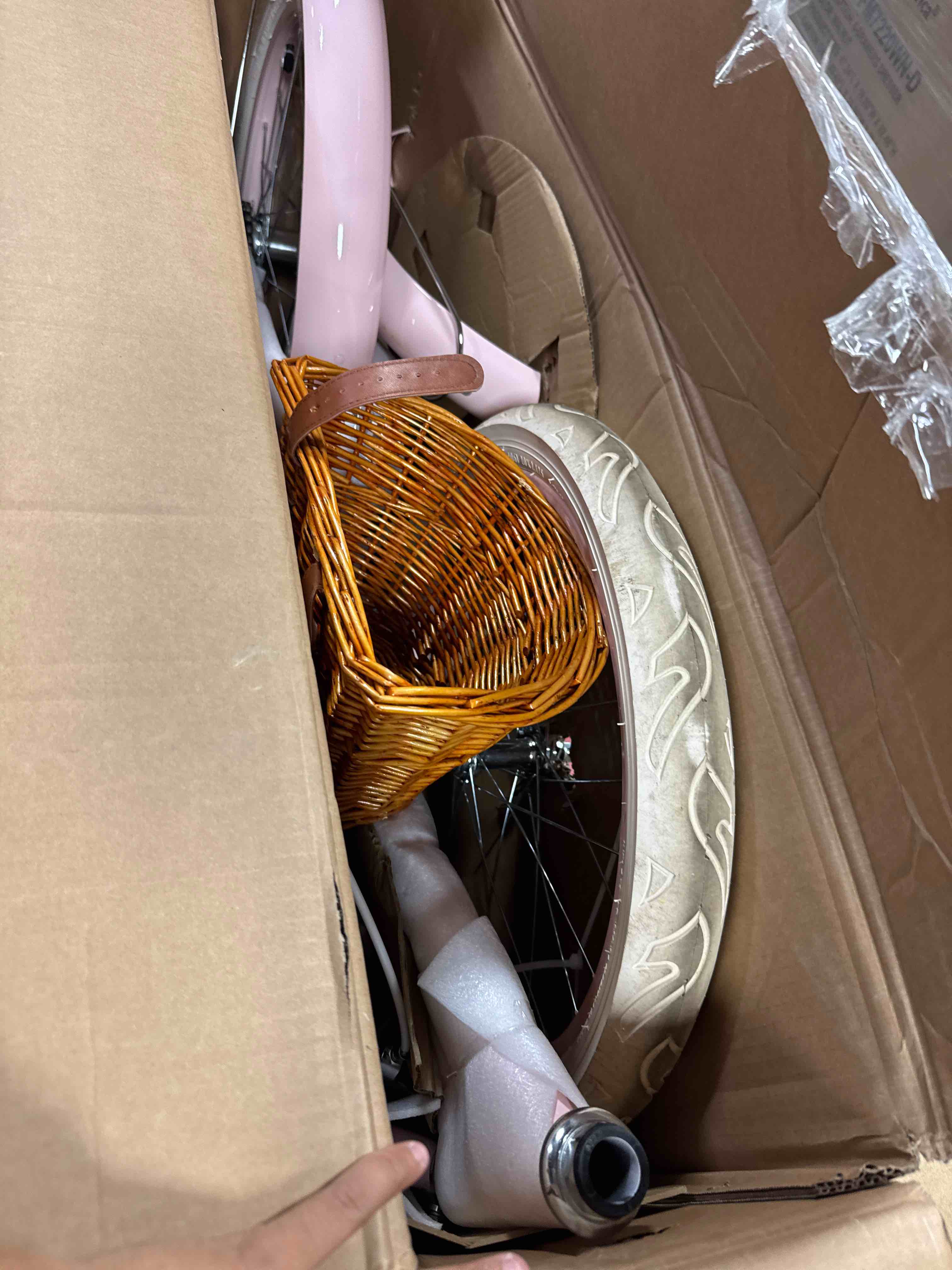 https://s3.amazonaws.com/lotting-images-prod/phillipi/PPE2328842_1757440109099.jpeg