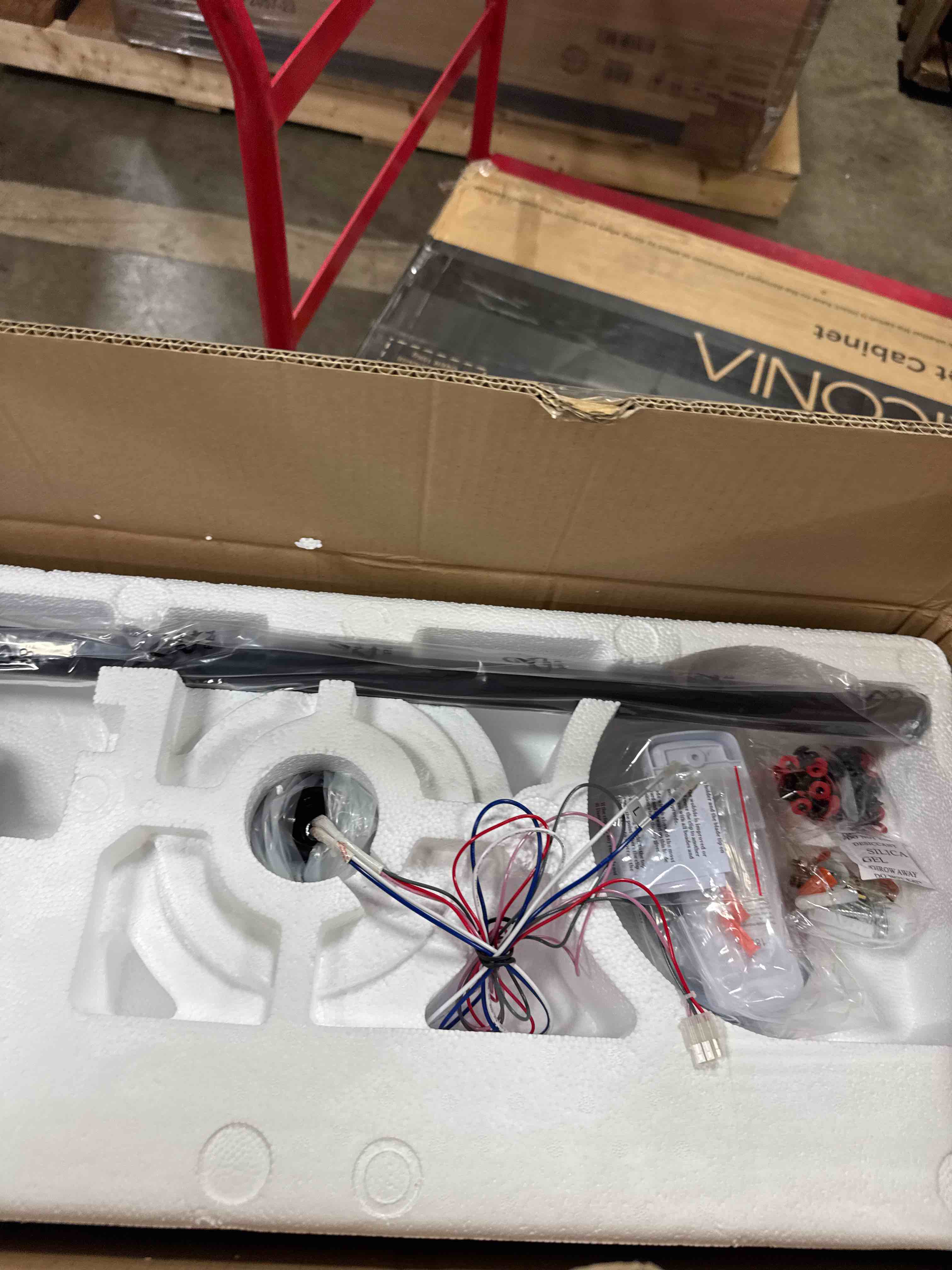 https://s3.amazonaws.com/lotting-images-prod/phillipi/PPE2328867_1757444568886.jpeg