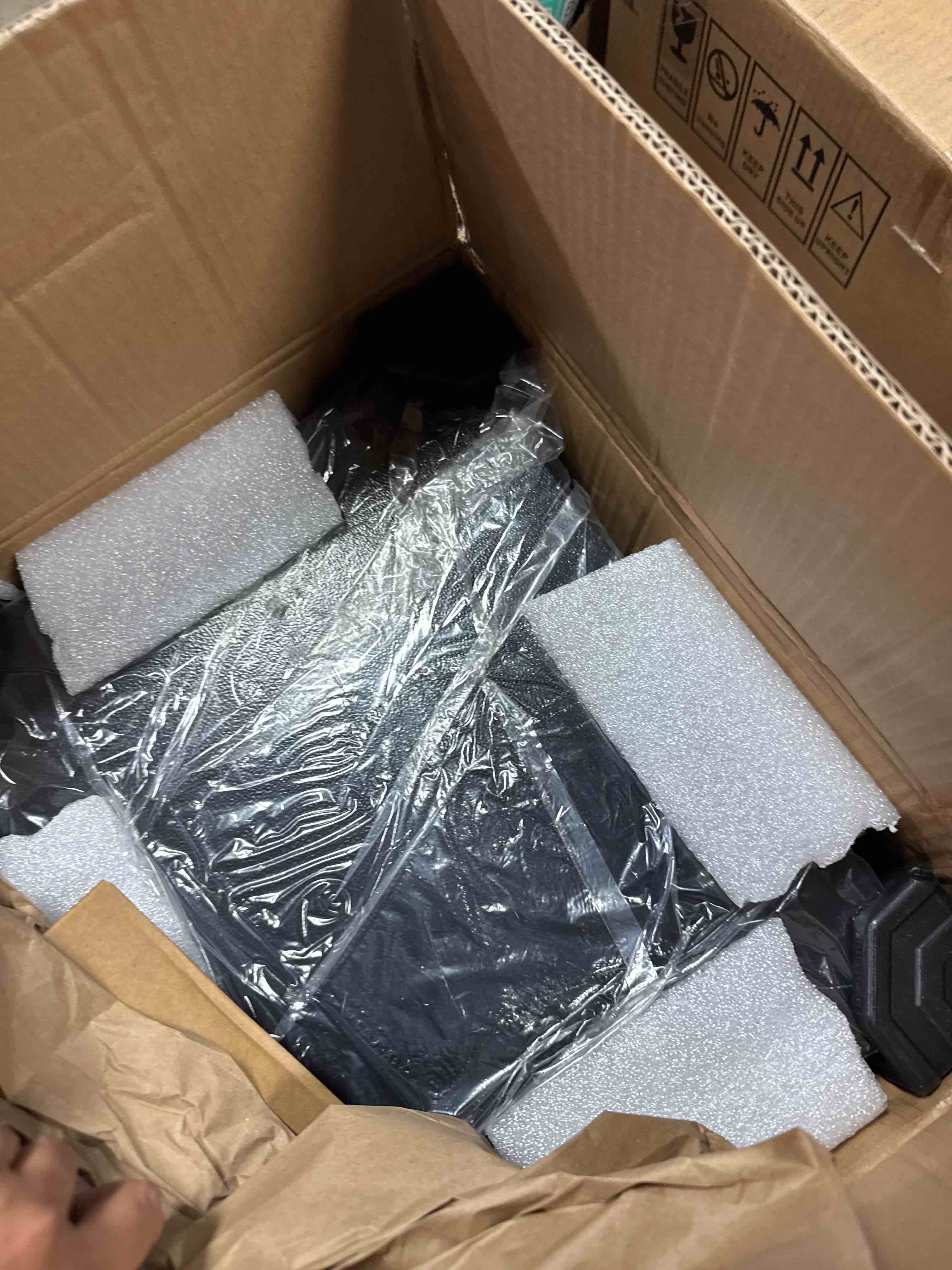 https://s3.amazonaws.com/lotting-images-prod/phillipi/PPE2328869_1757445480994.jpeg
