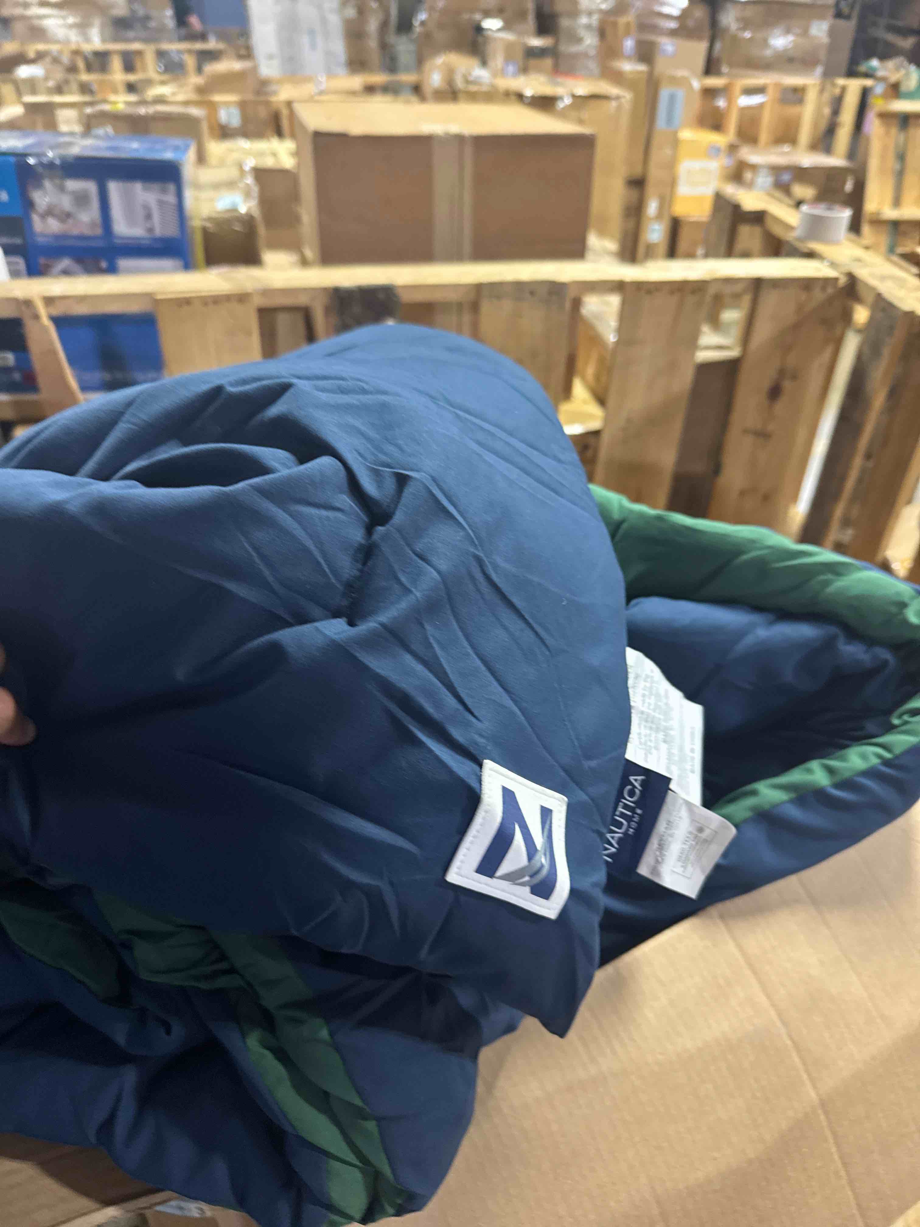 https://s3.amazonaws.com/lotting-images-prod/phillipi/PPE2328893_1757596032578.jpeg