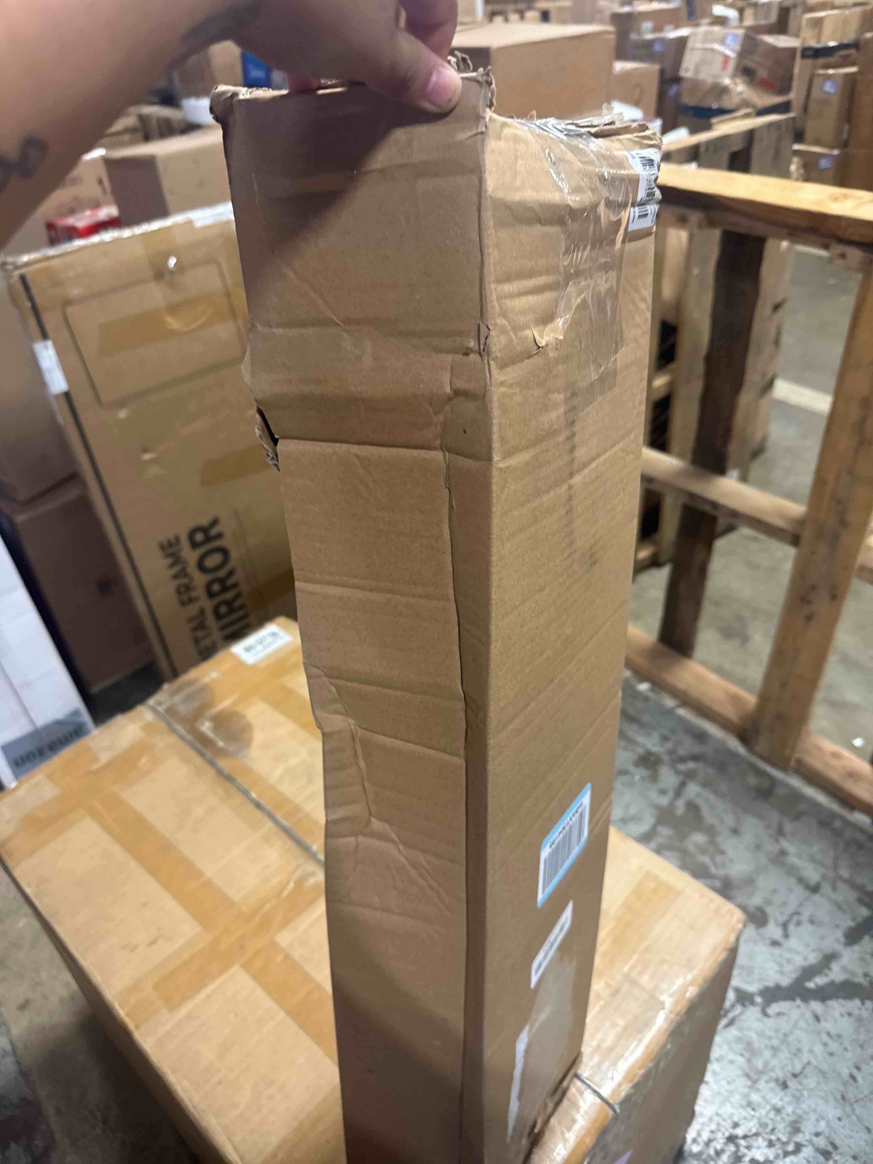 https://s3.amazonaws.com/lotting-images-prod/phillipi/PPE2328933_1757603678861.jpeg