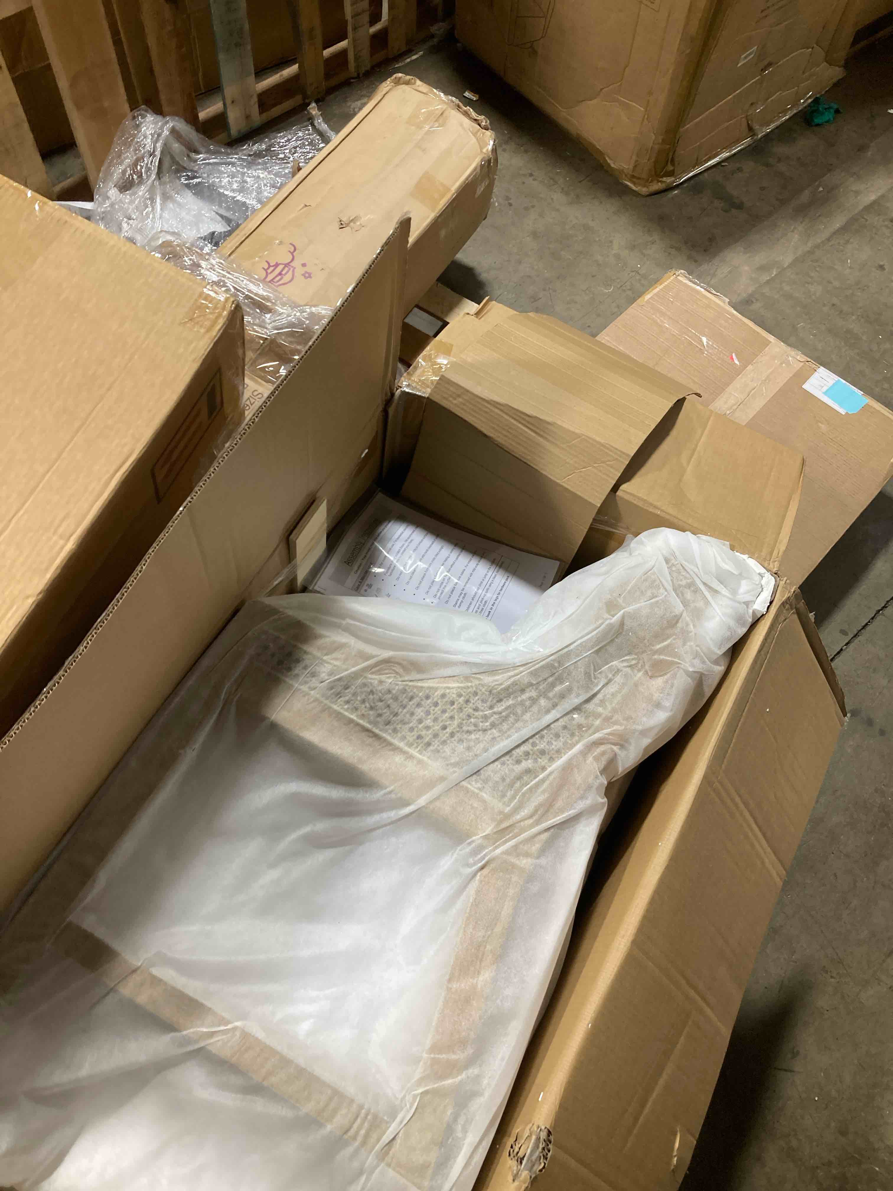 https://s3.amazonaws.com/lotting-images-prod/phillipi/PPE2328976_1757692292157.jpeg